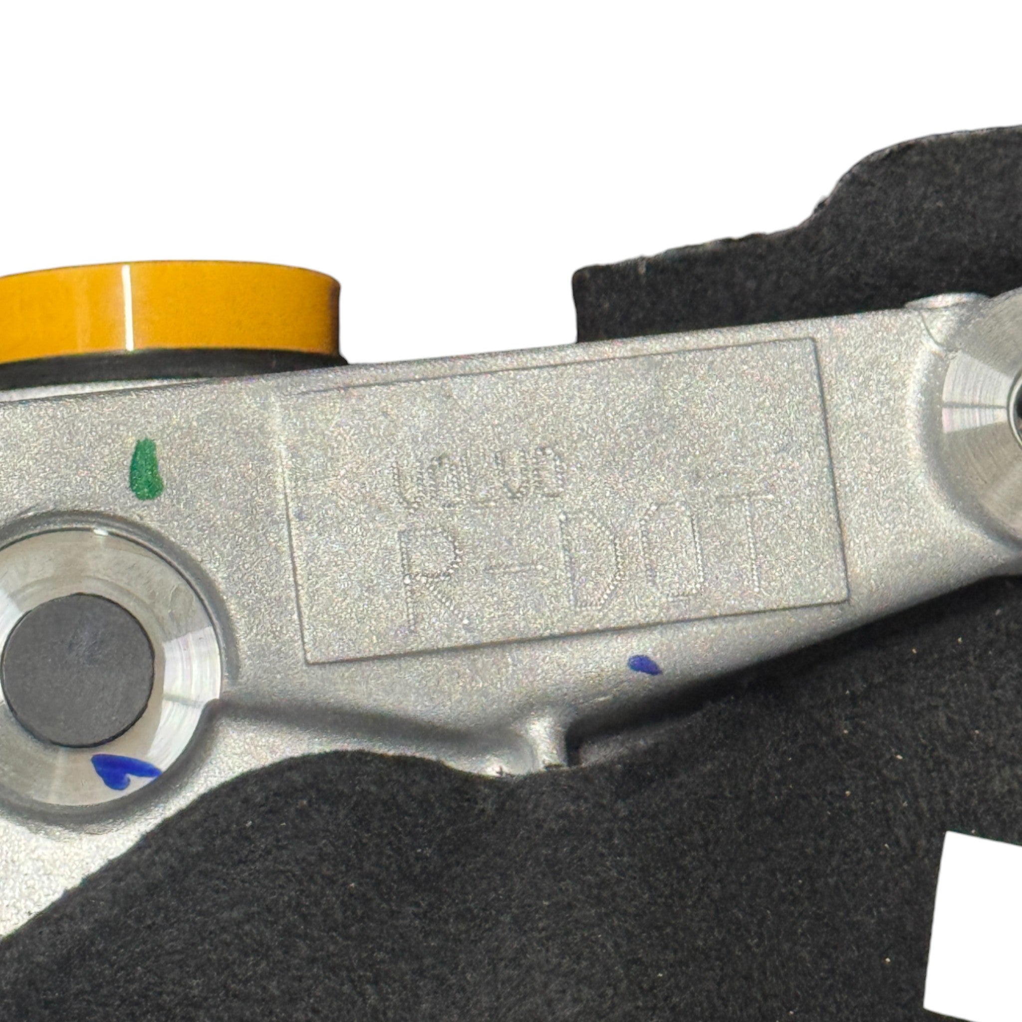 36013013 Genuine Volvo Front Axle Drive