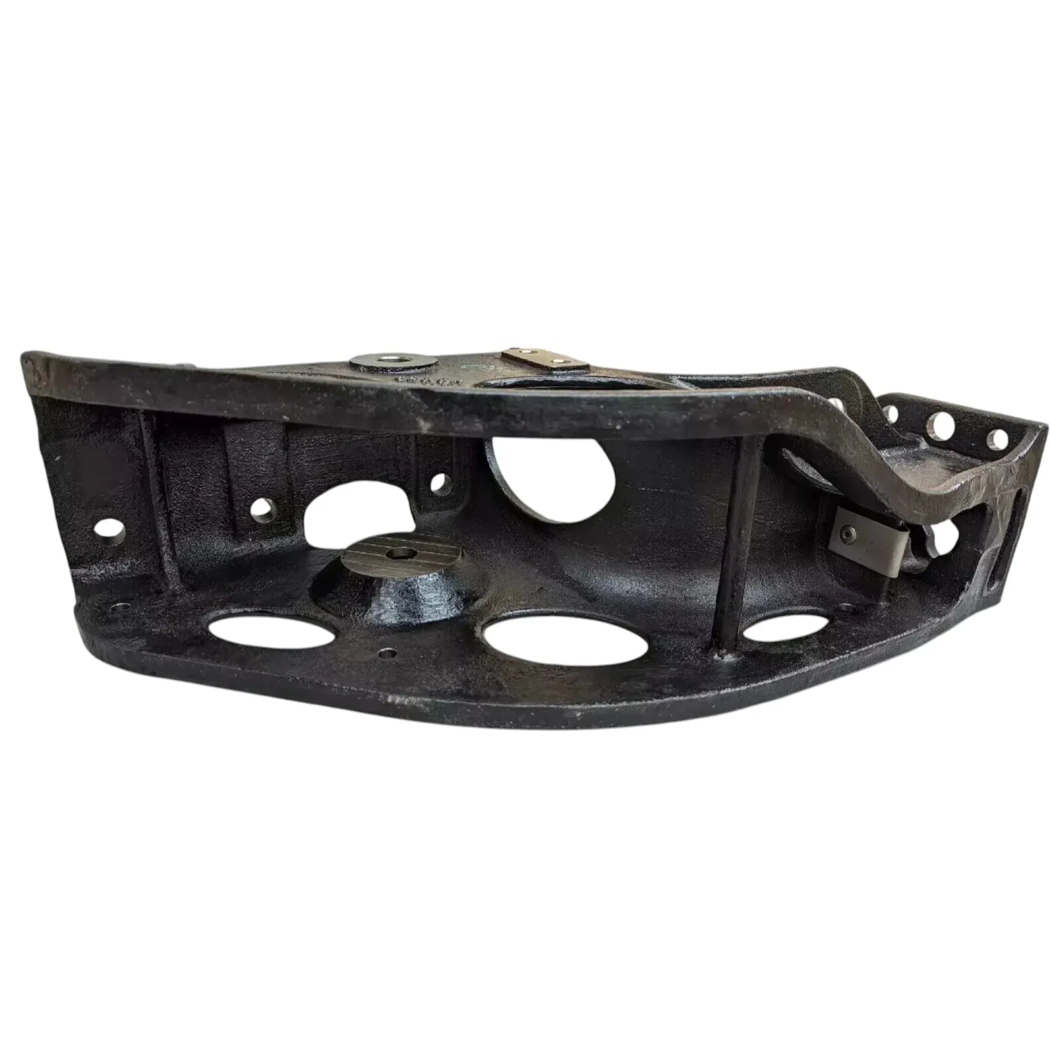 3704941C5 Genuine International Right Side Support Bracket