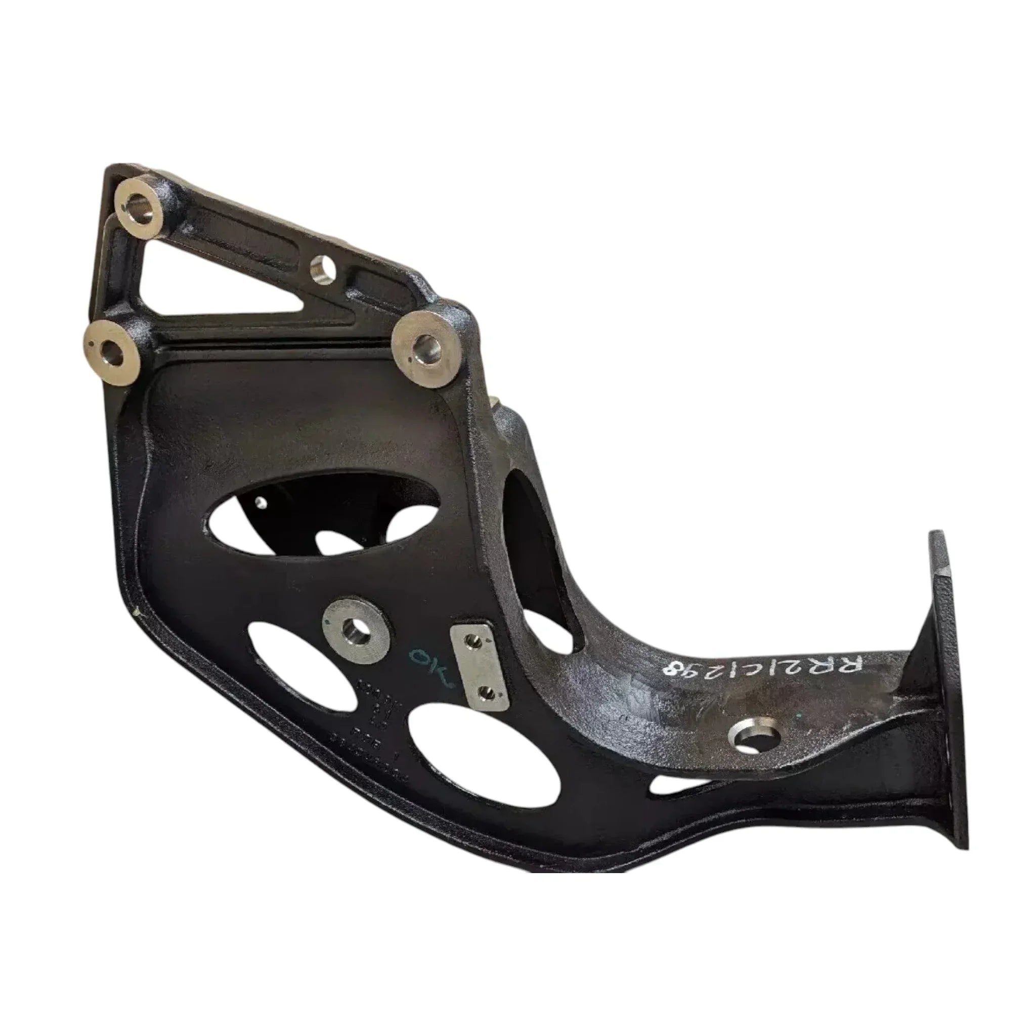 3704941C5 Genuine International Right Side Support Bracket