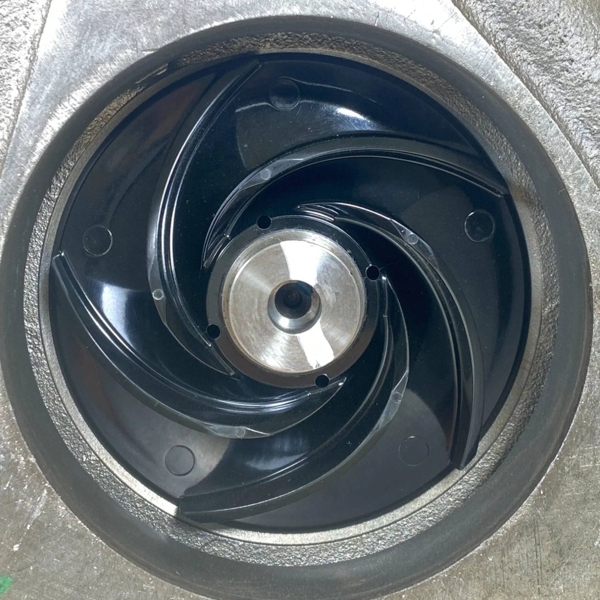 3800745RX Genuine Cummins Water Pump Short Shaft