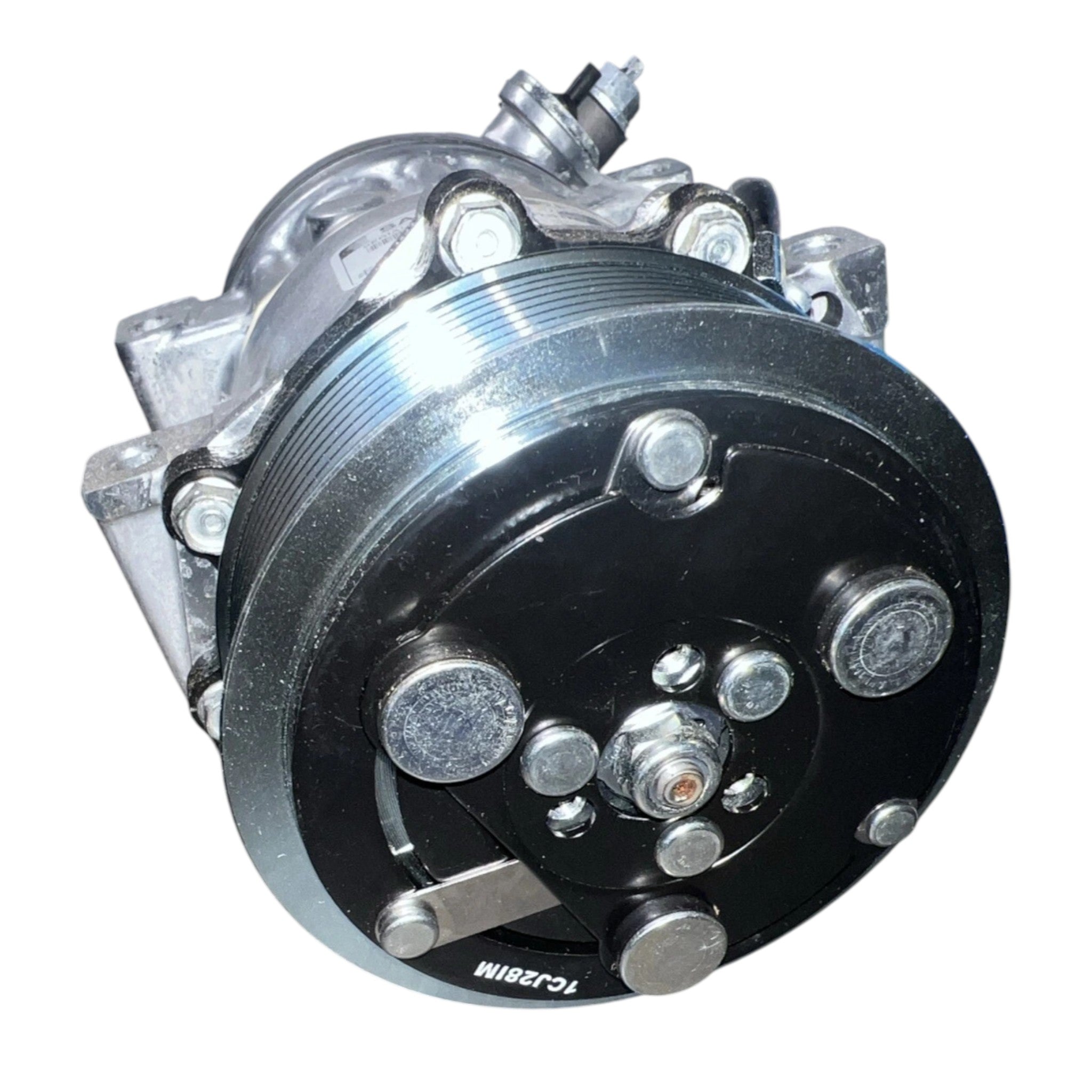 3808548C4 Genuine International A/C Compressor