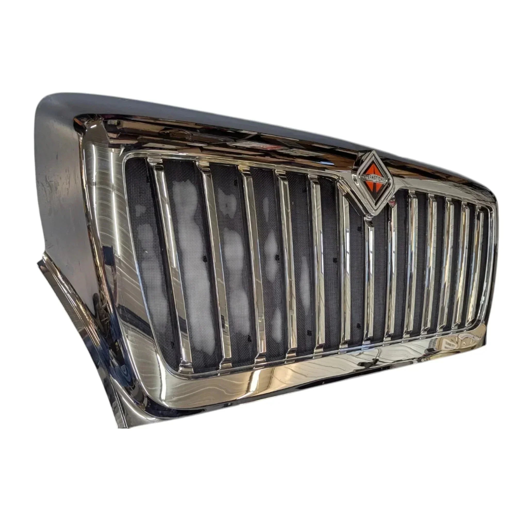 3933938C91 International Chrome Grille
