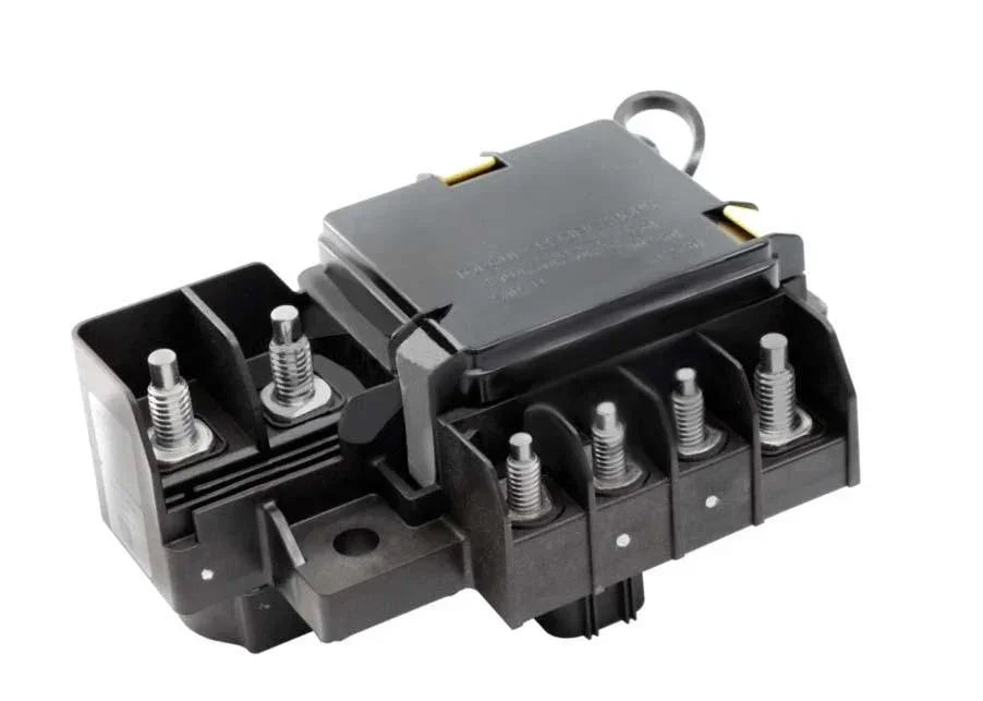 3997148C3 Genuine Navistar International Block Fuse Underhood Pdm N/Relay