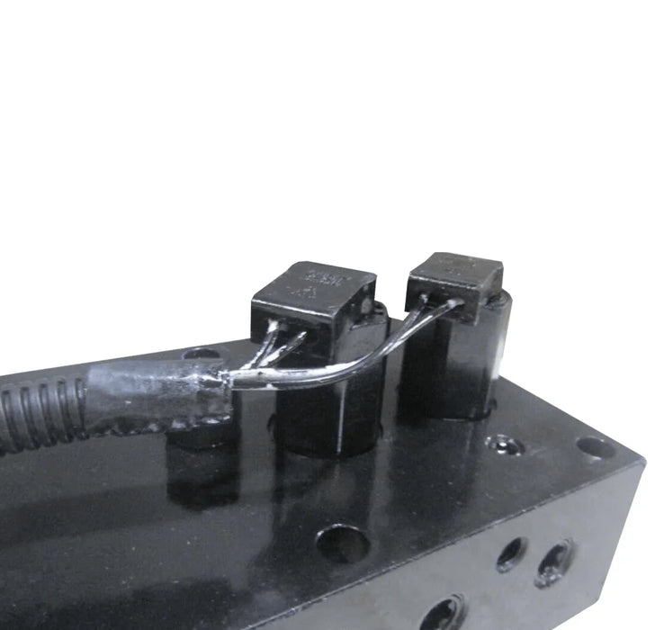 4025319Rx Genuine Cummins Fuel Pump Accumulator Module