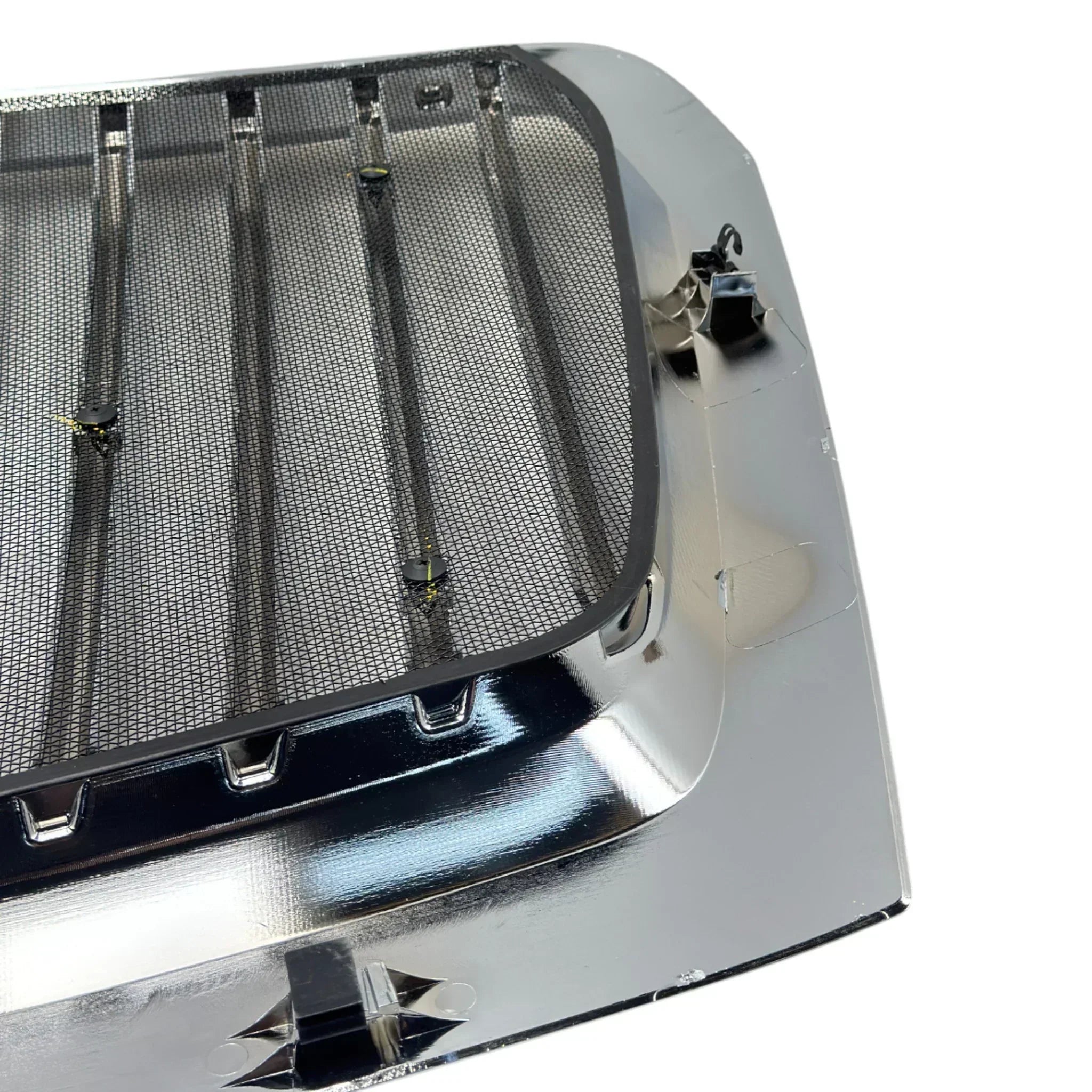 4039860C91 Genuine International Chrome Grille
