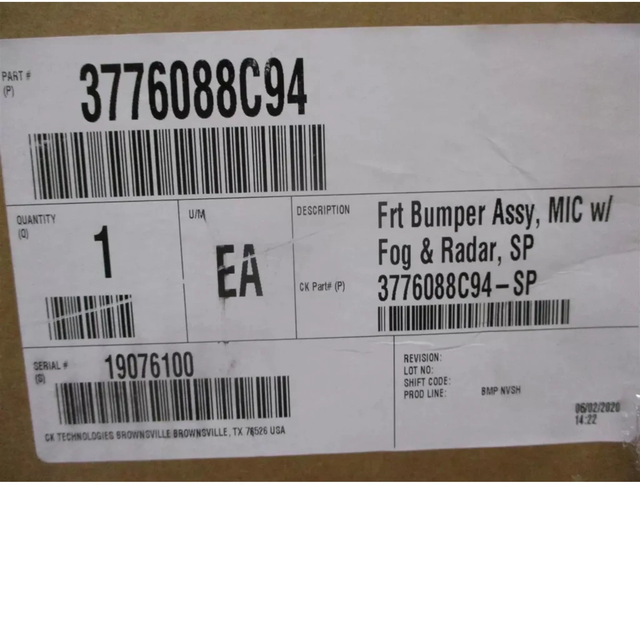 4169767C91 International Bumper Assembly Front