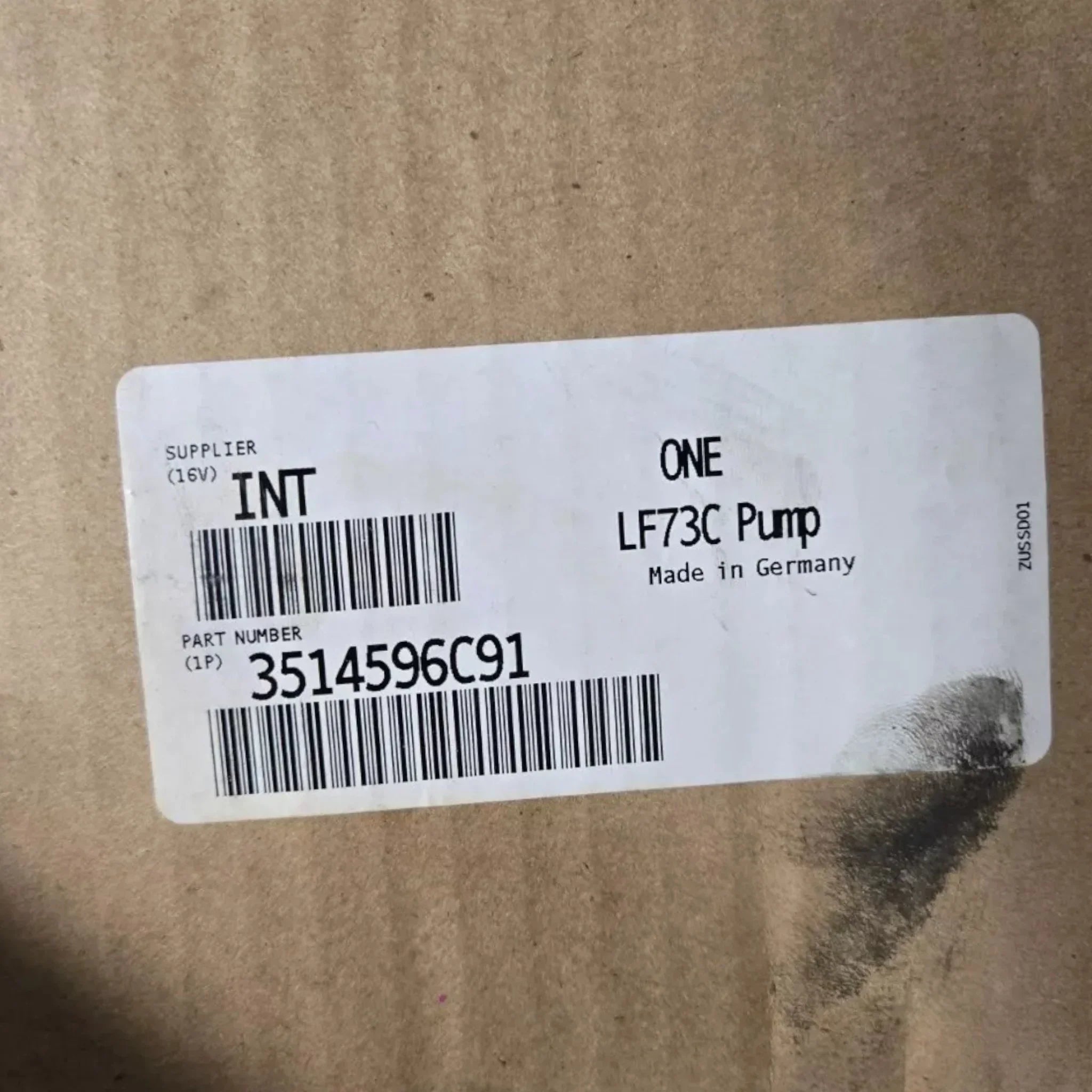 4176246C91 Genuine International Power Steering Pump