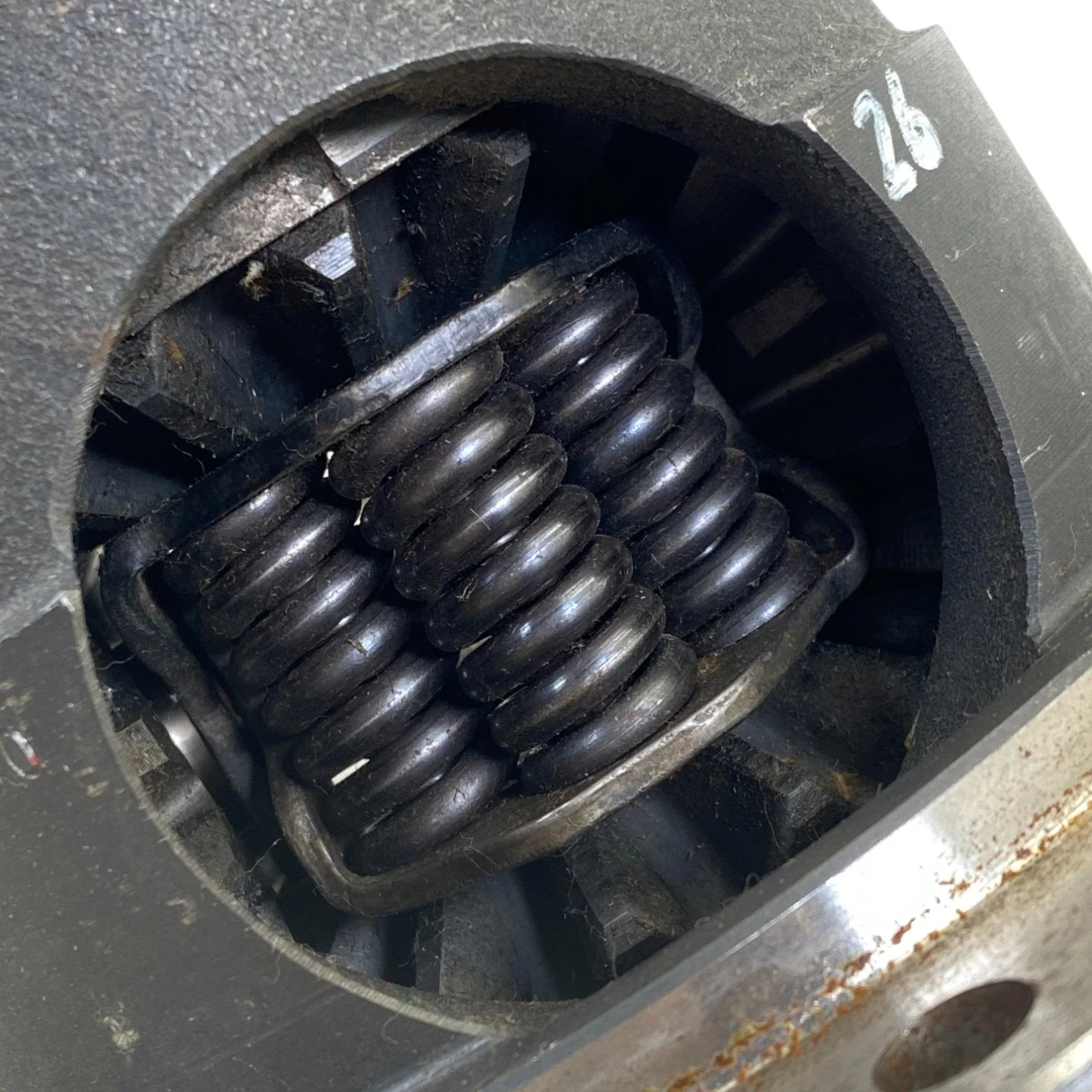 26033478 Genuine Eaton Differential Carrier For GM