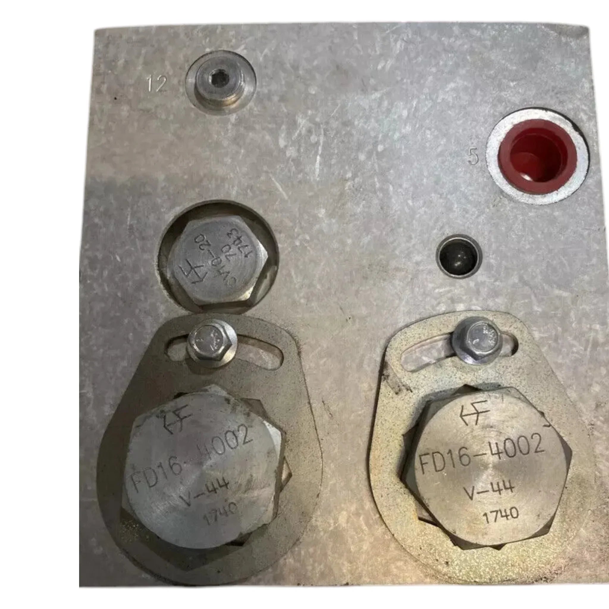 4641303 Genuine JLG Flow Vale Divider