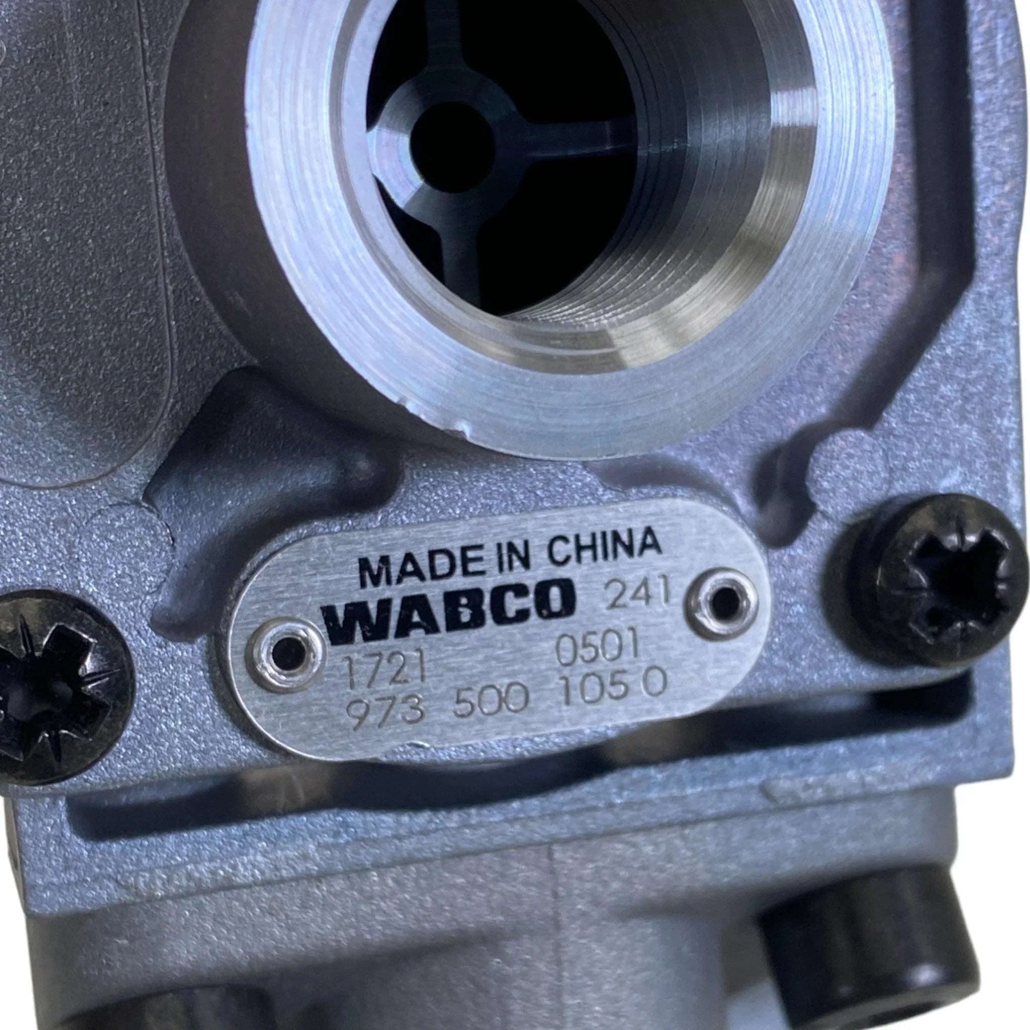 R950058NX Genuine Wabco Front Axle ABS Valve Package