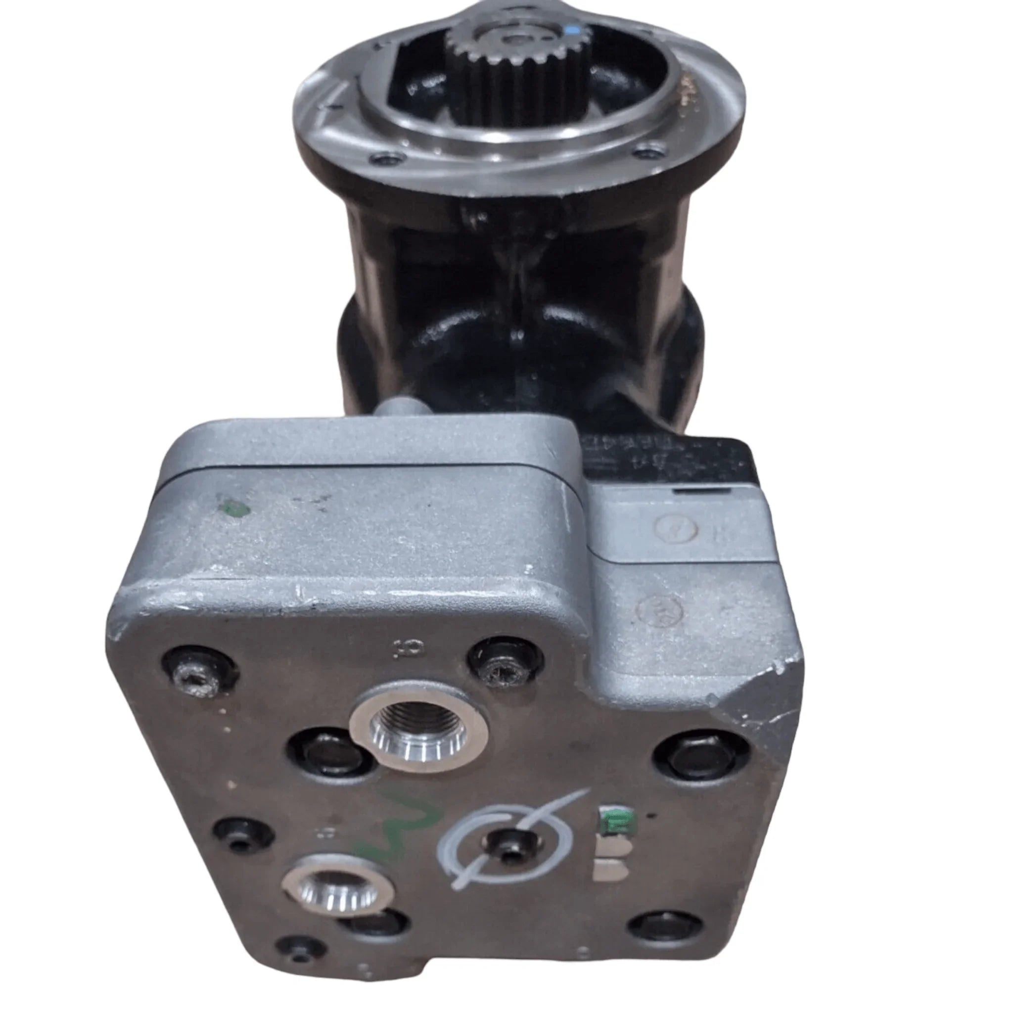 4952756RX Genuine Cummins Air Compressor For N14