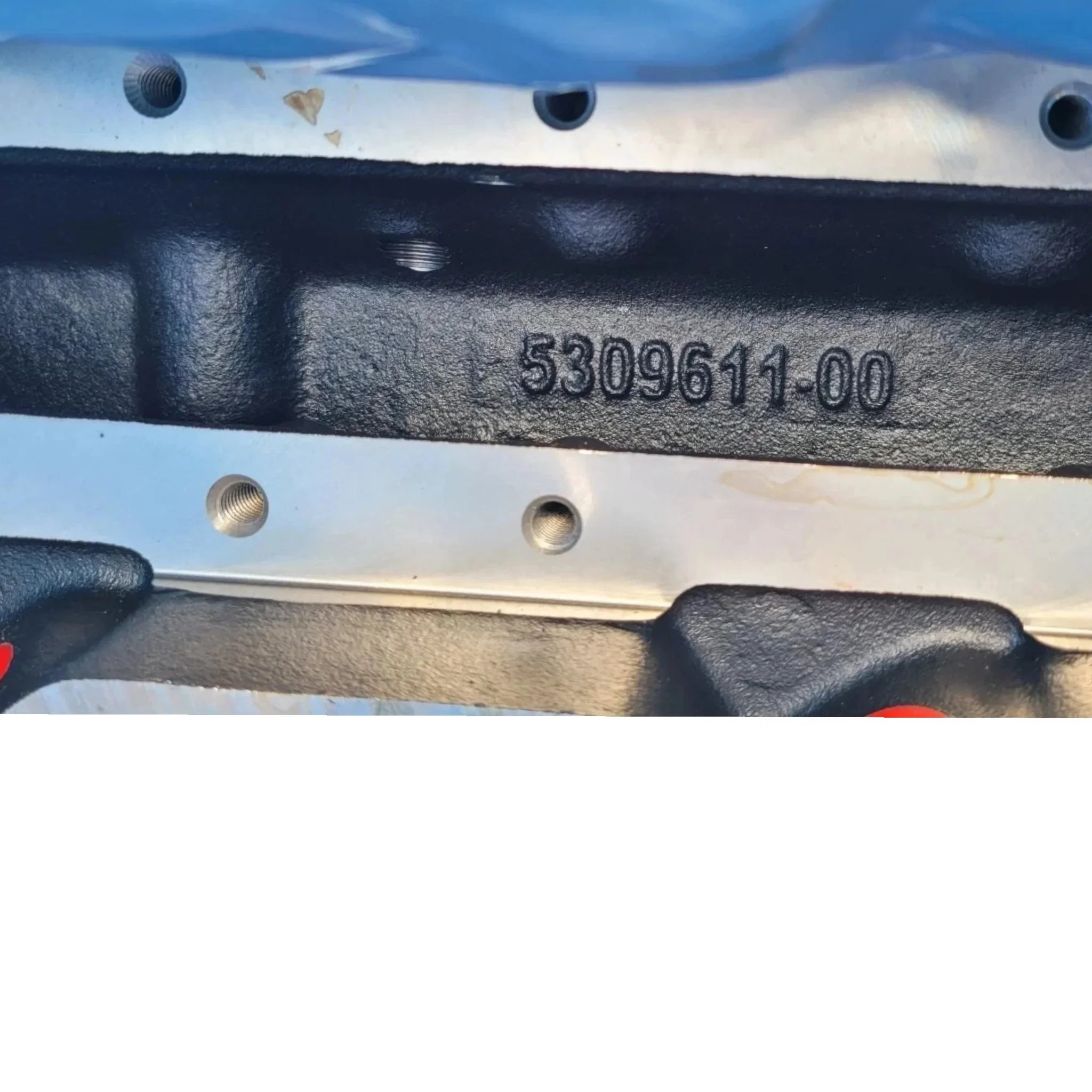 4987958NX Genuine Cummins Cylinder Head 24 Valve