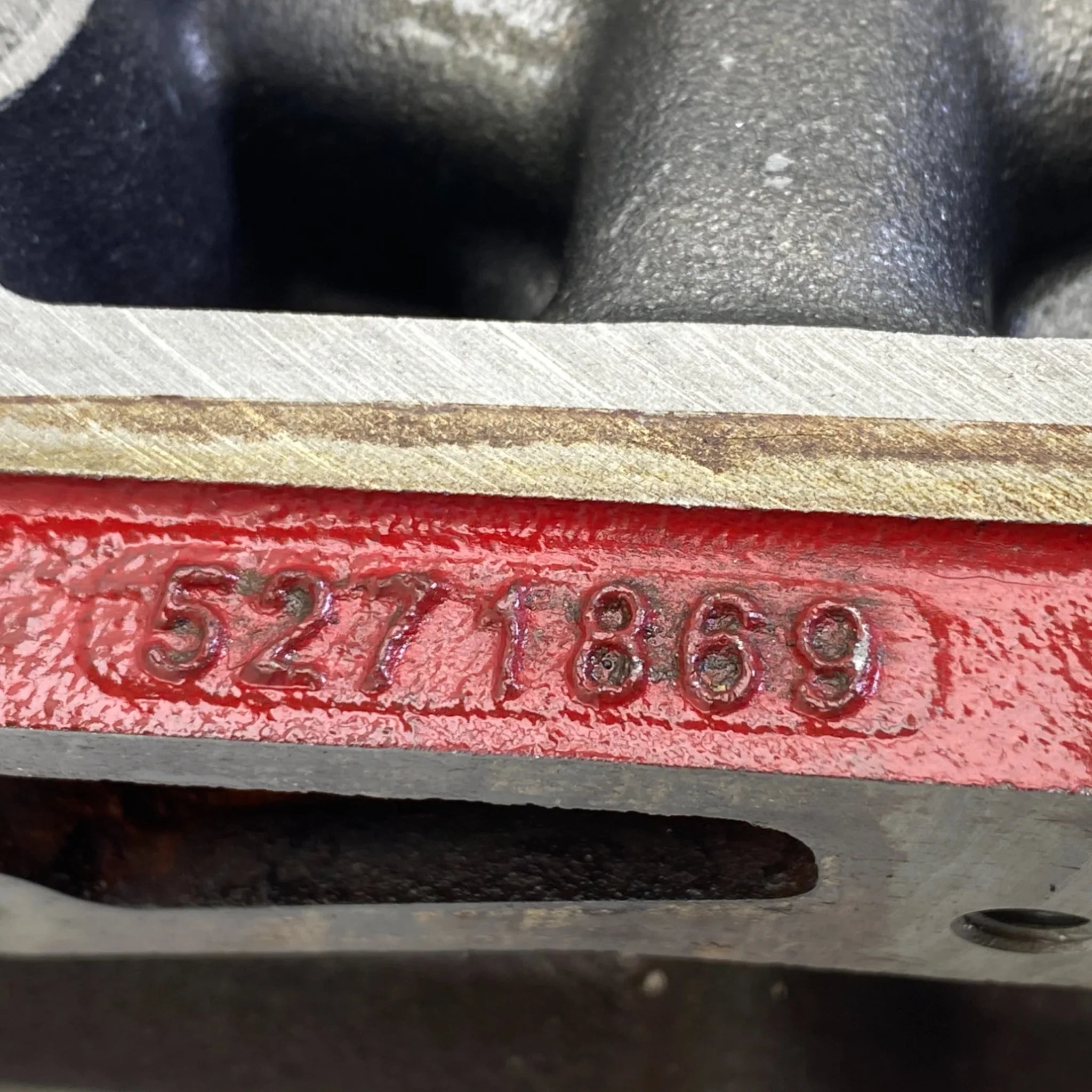 4995524 Genuine Cummins Engine Cylinder Head