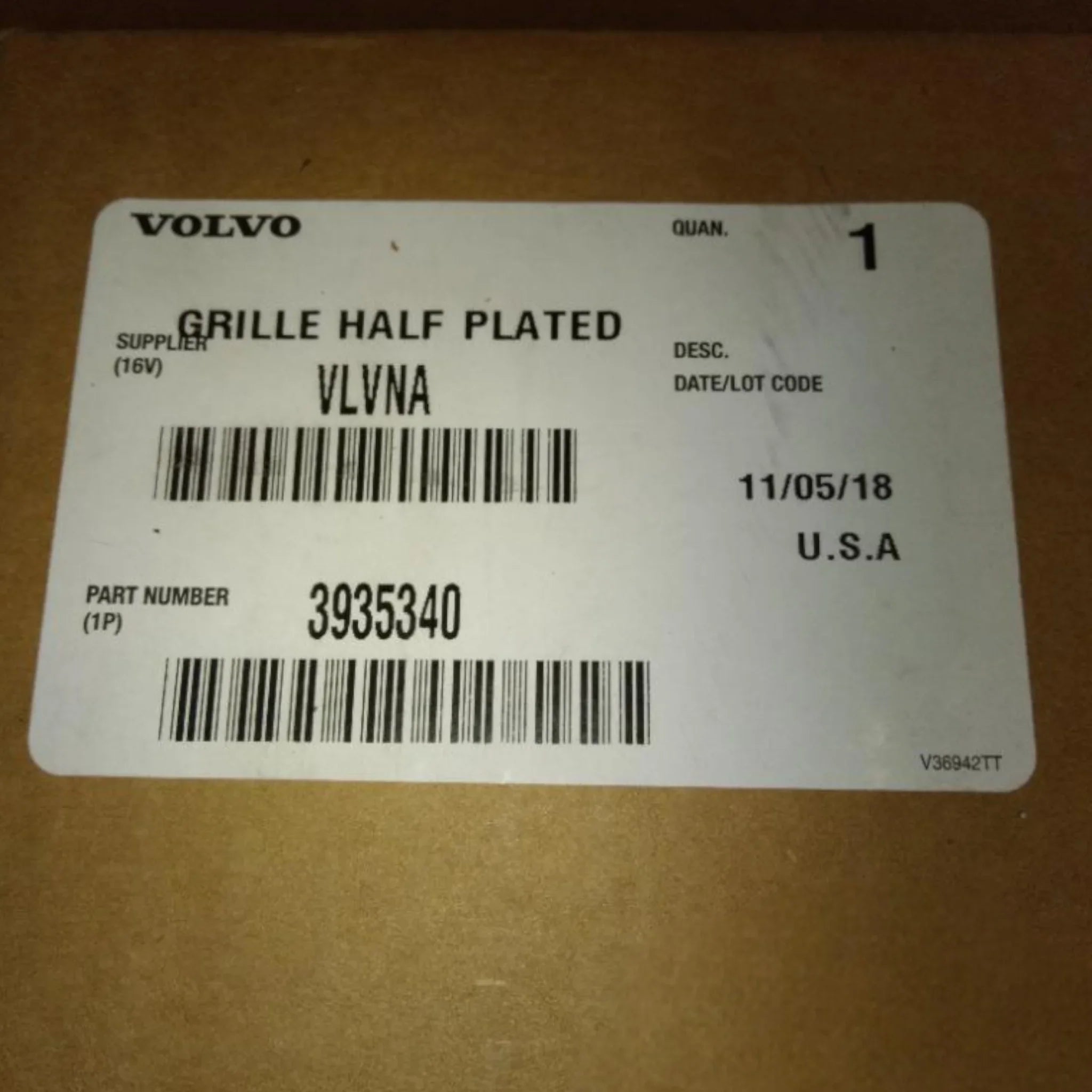 3935340 Genuine Mack Grille - Truck To Trailer