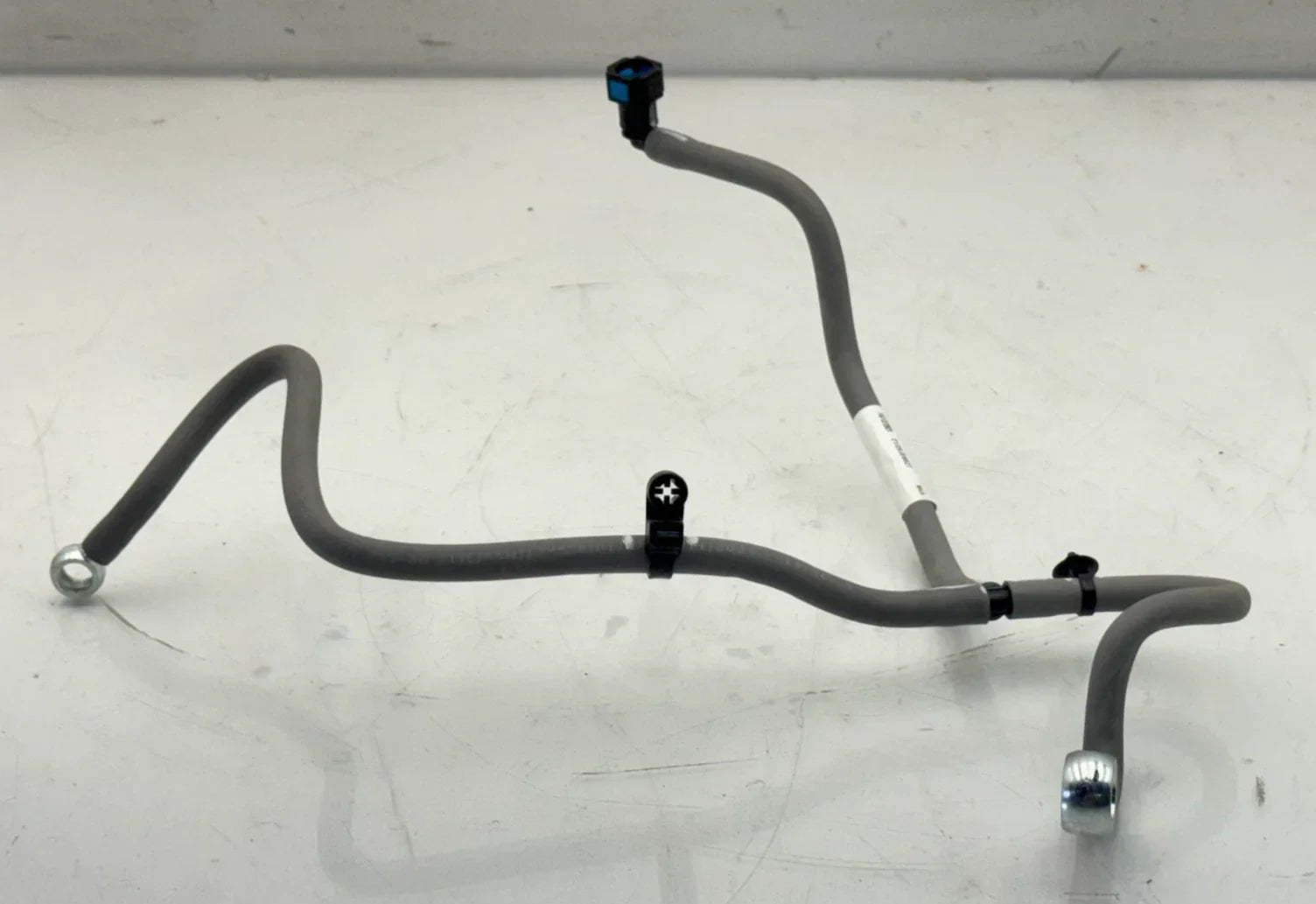 5282390 Genuine Cummins Fuel Drain Tube