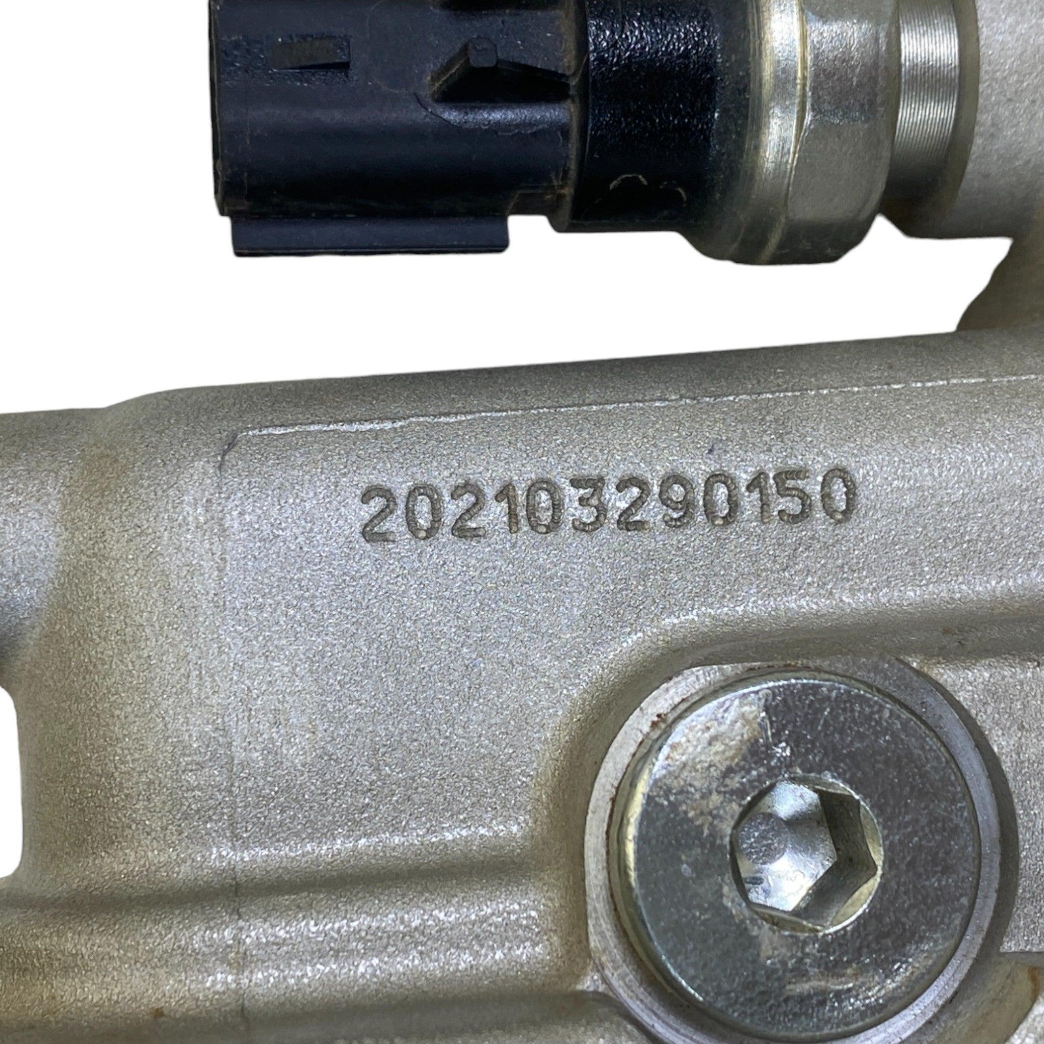 5297528 Genuine Cummins Lubricating Oil Cooler Cover