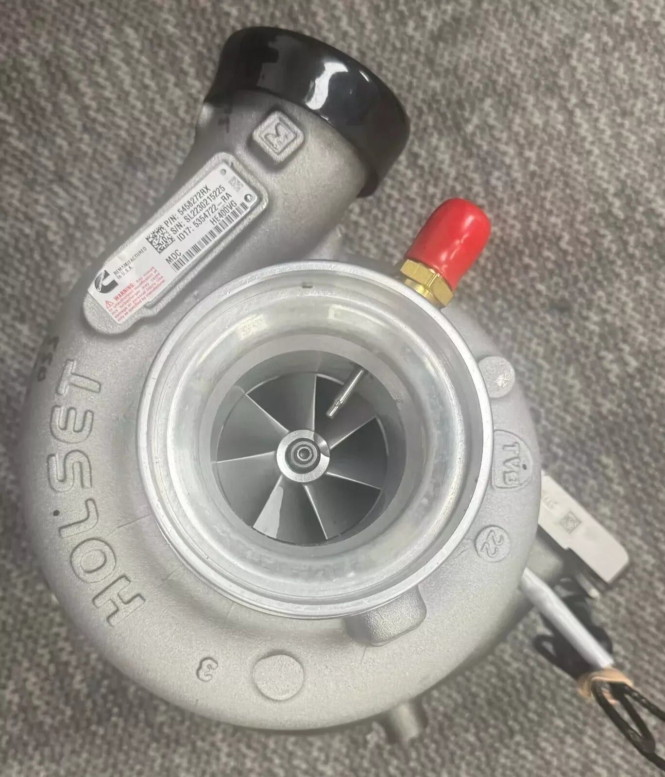 5458272RX Genuine Cummins Turbocharger With Actuator HE400VG
