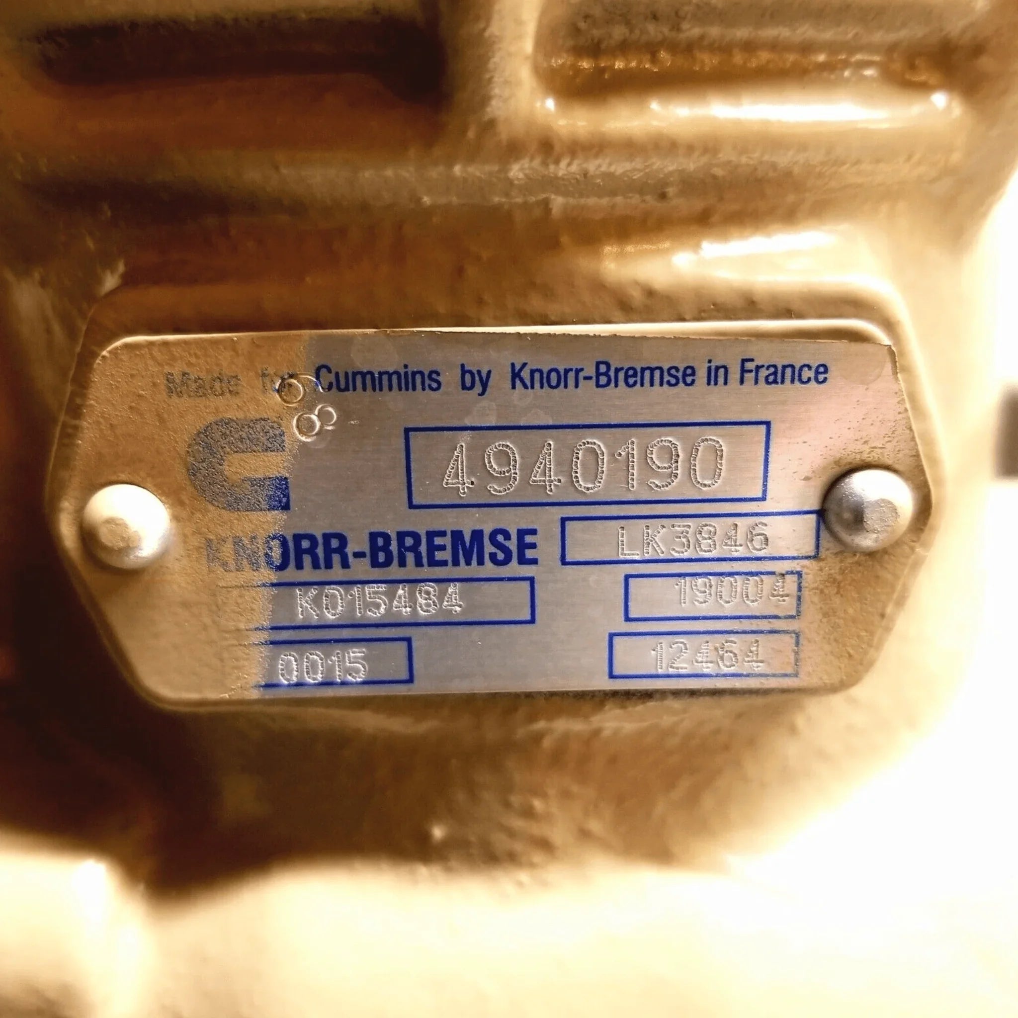 5713066 Genuine Cummins Air Compressor New Take Off