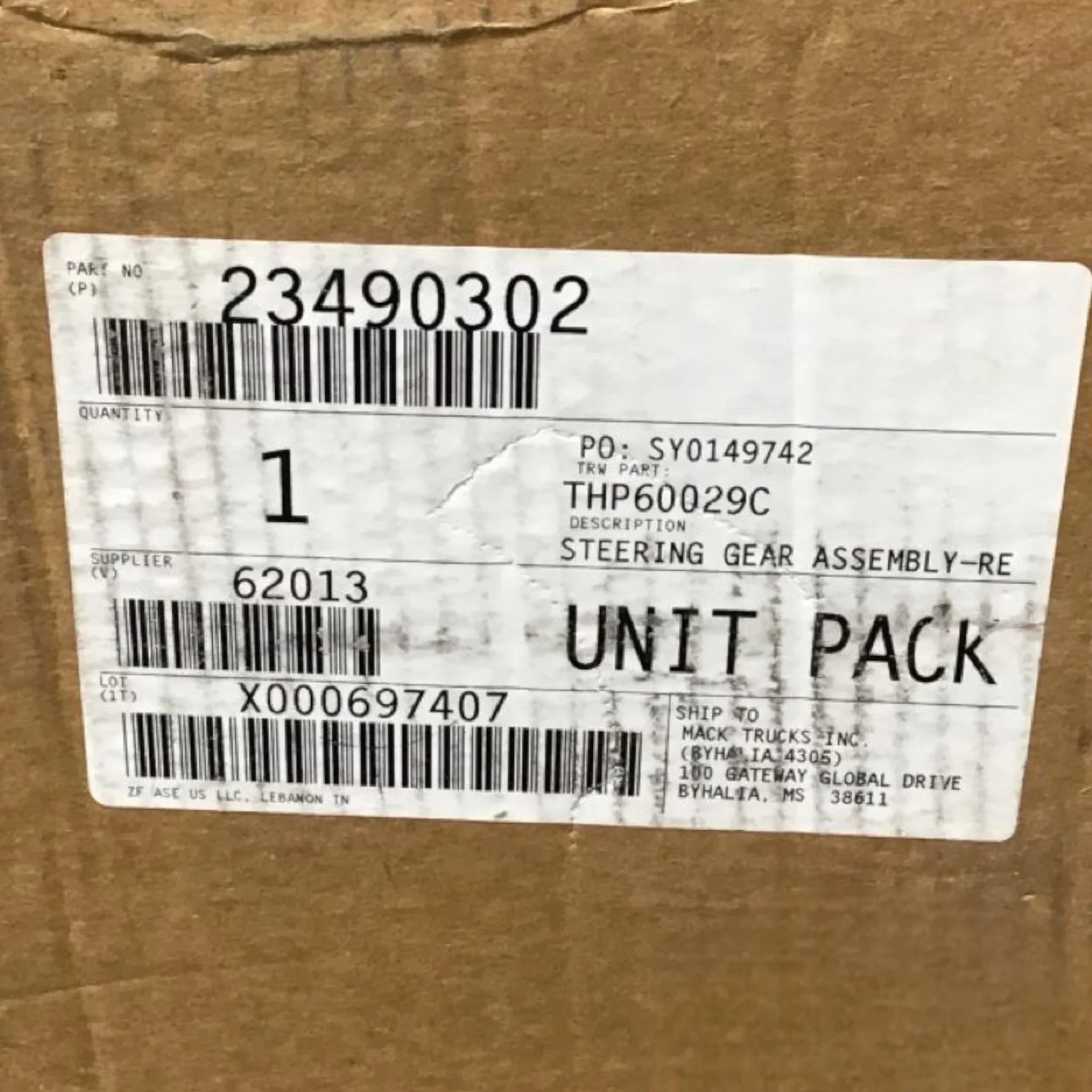 23490302 Genuine Mack TRW Steering Gear - Truck To Trailer