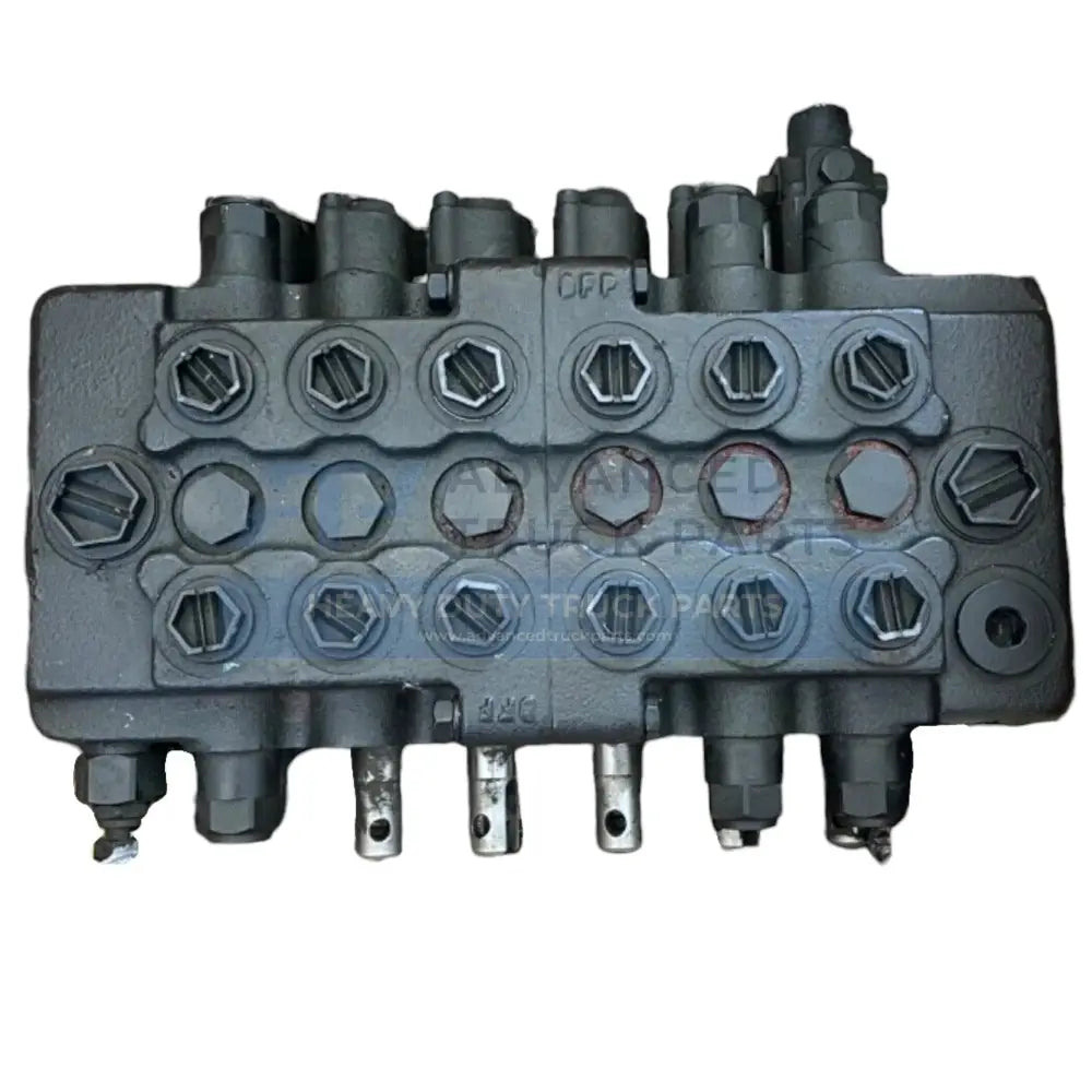 6 685 439 Genuine Bobcat Control Valve