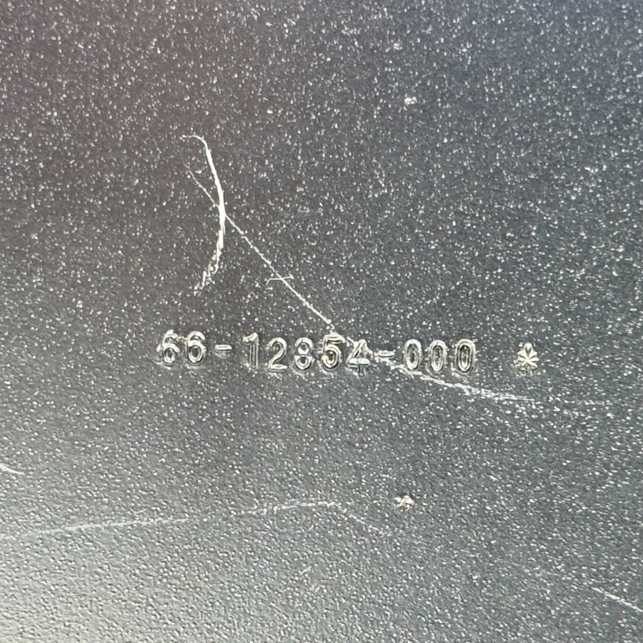 6612854000 Genuine Freightliner Battery Box Shear Plate