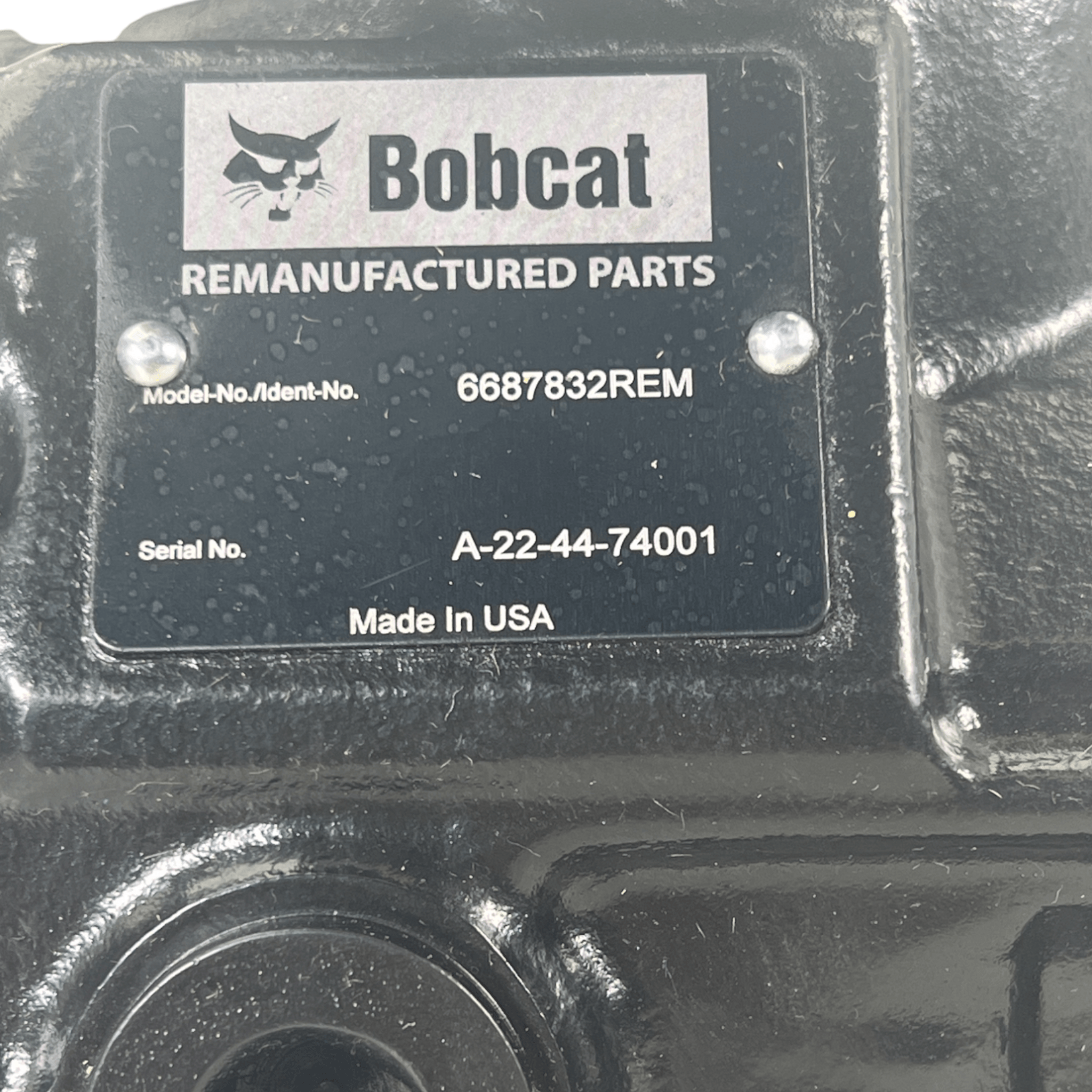 6687832Rem Genuine Bobcat Tandem Hydraulic Pump - ADVANCED TRUCK PARTS