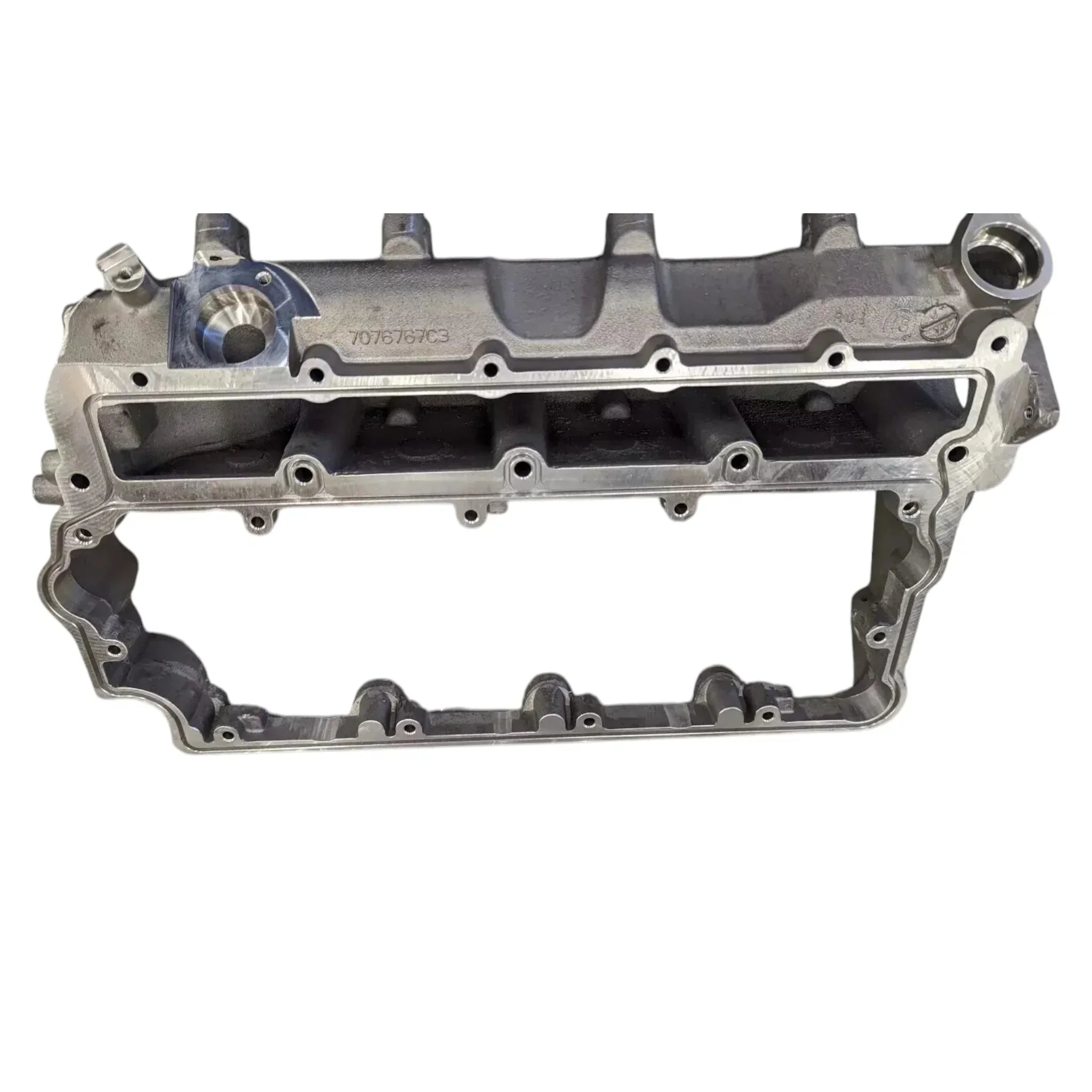 7080834C91 Genuine International Left Side Valve Cover And Intake Manifold