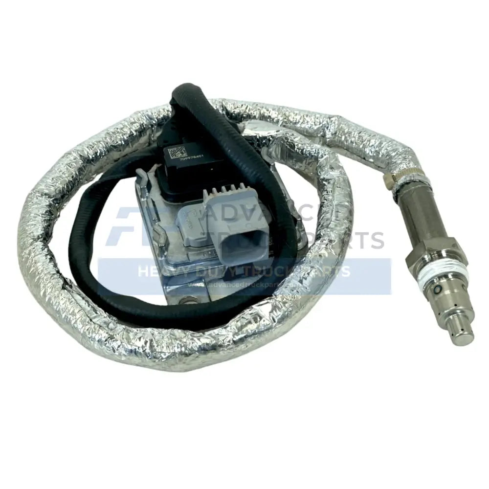 7099784C1 Genuine International NOX Nitrogen Oxide Sensor For Cummins 6.7L