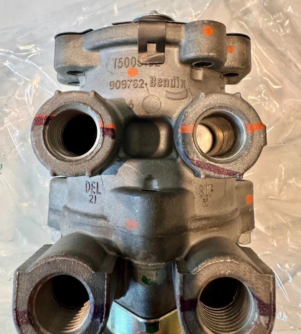 BEN800629 Genuine Bendix Dual Circuit Foot Brake Valve – ADVANCED TRUCK ...