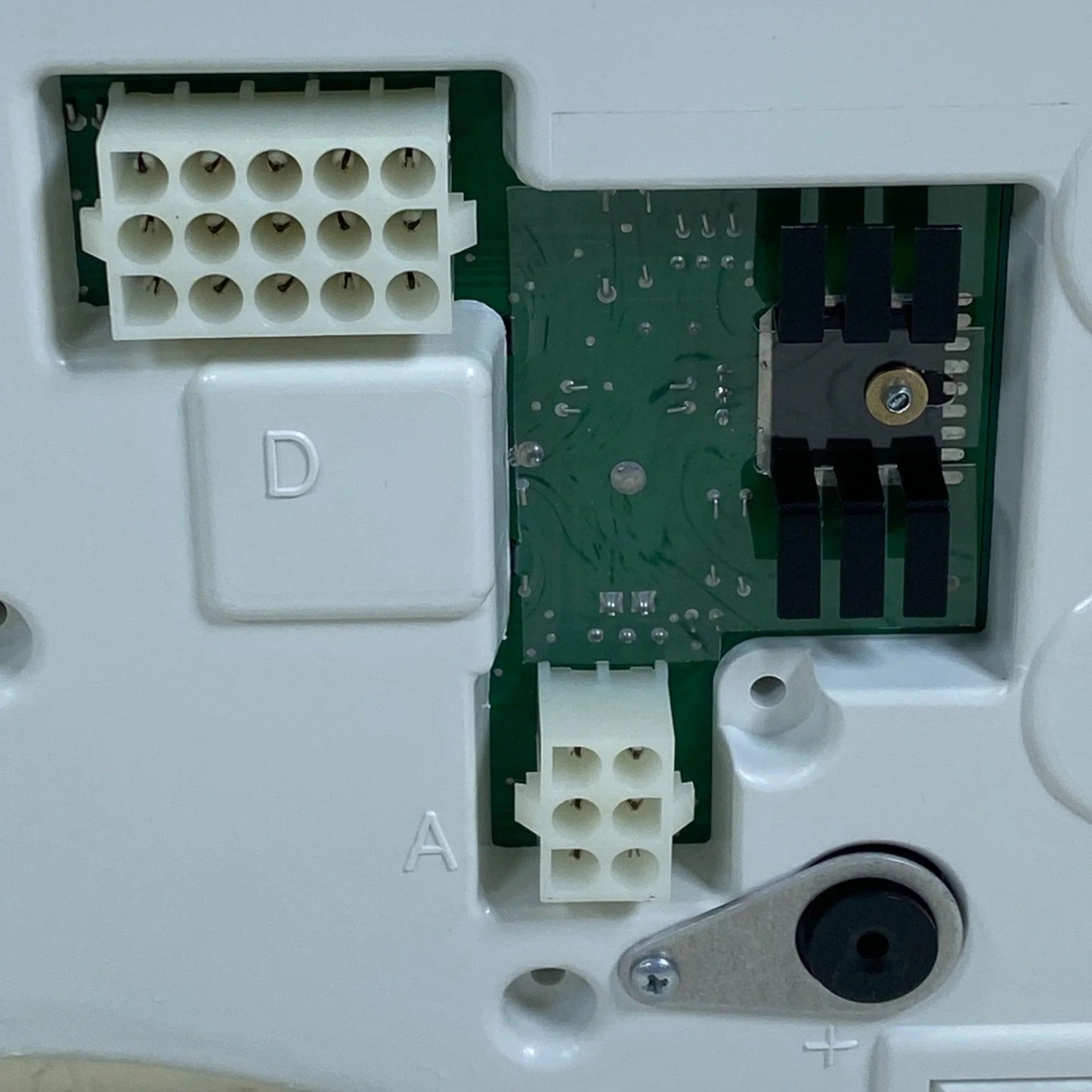 8176575 Genuine Volvo Instrument Cluster