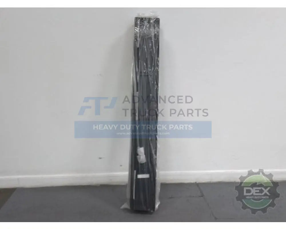 84749567 Genuine Volvo Kit