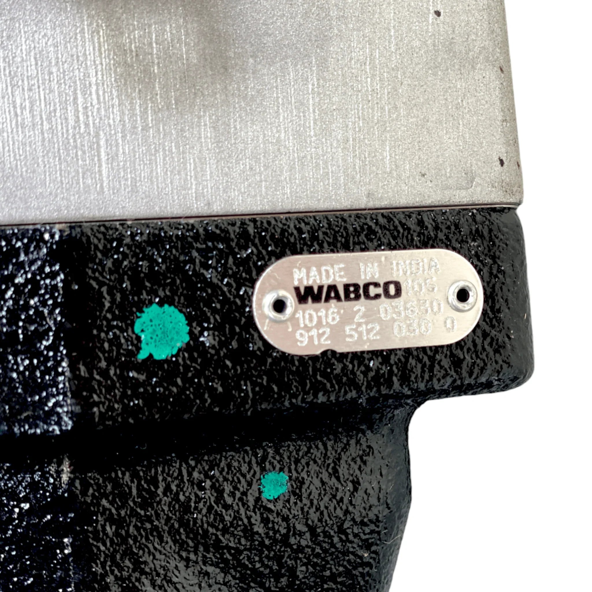 85021102 Genuine Volvo Twin Cylinder Compressor For Volvo Mack