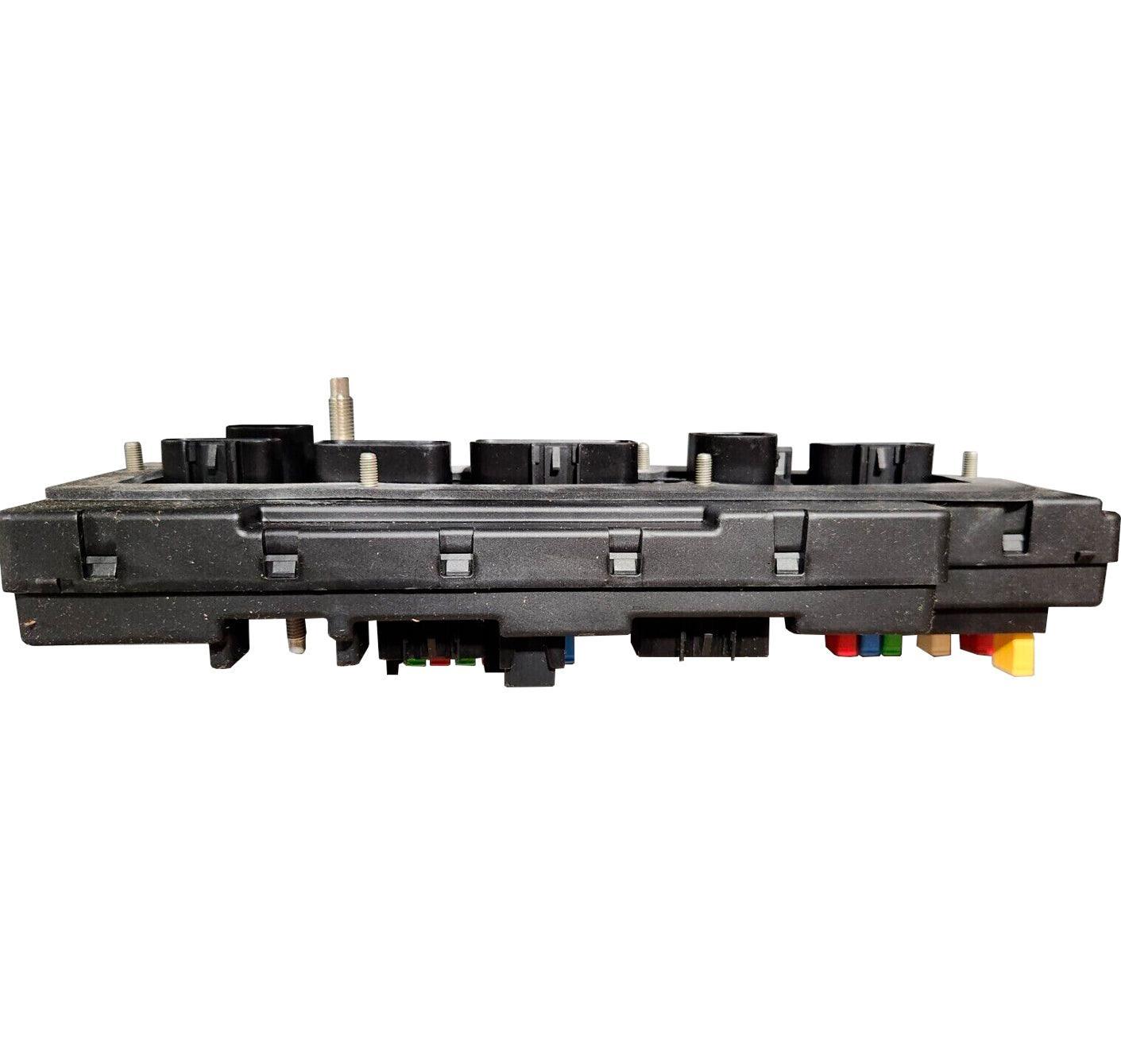 85142790 Genuine Mack Fuse Box