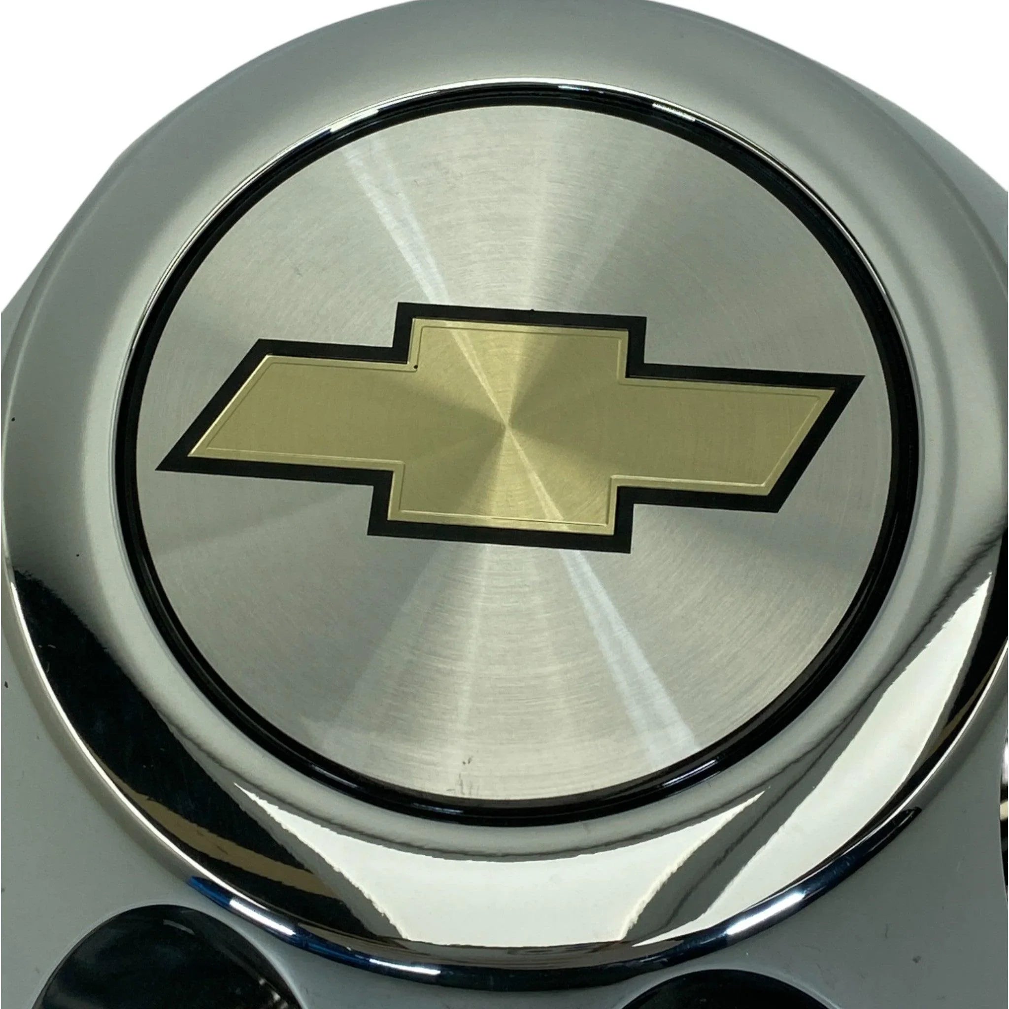 9598464 Genuine Chevrolet Rear Wheel Hub Center Cap