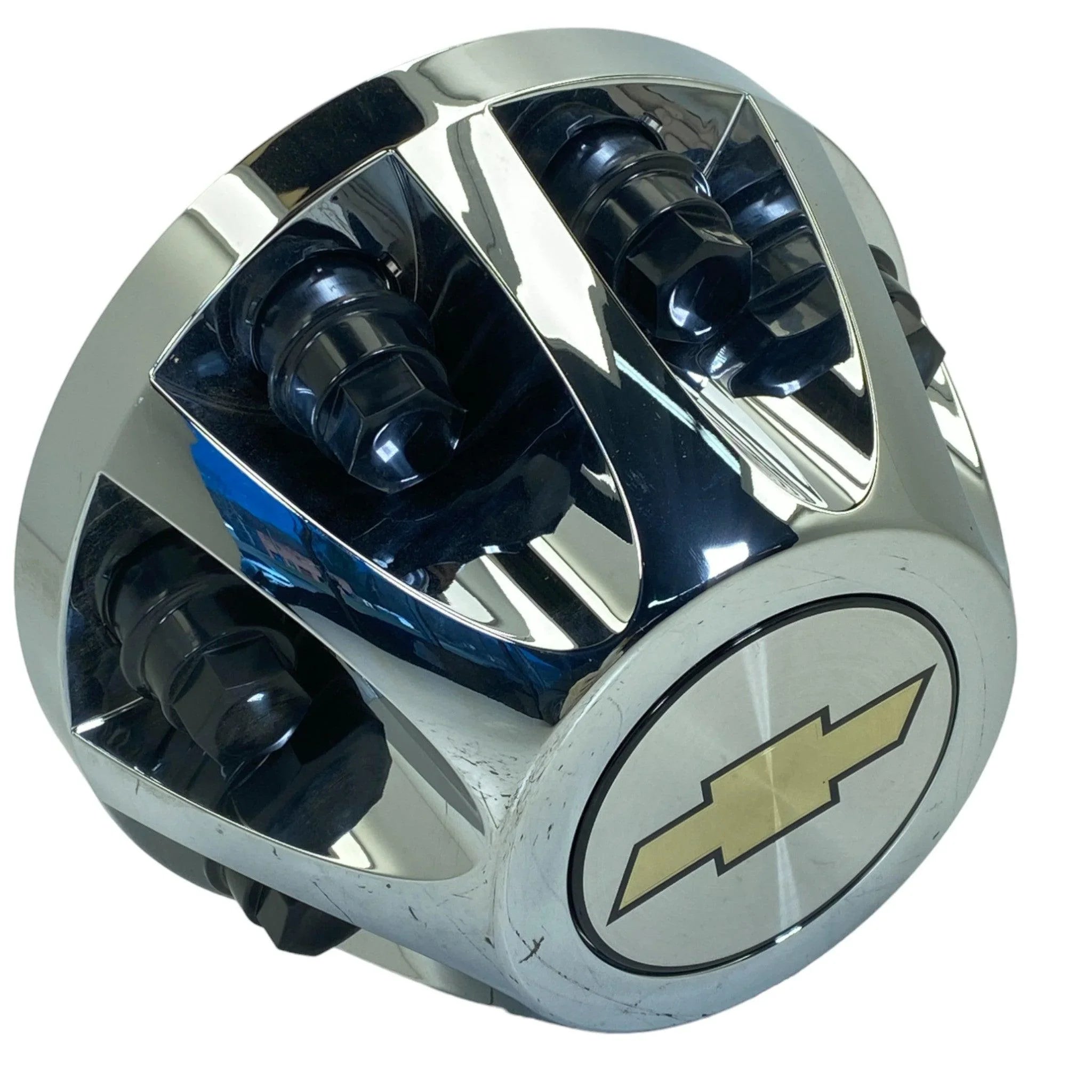 9598464 Genuine Chevrolet Rear Wheel Hub Center Cap