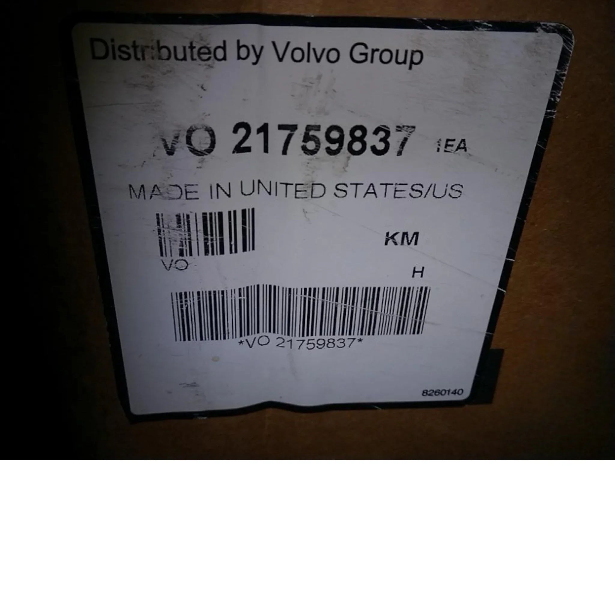 21759837 Genuine Mack Lid - Truck To Trailer