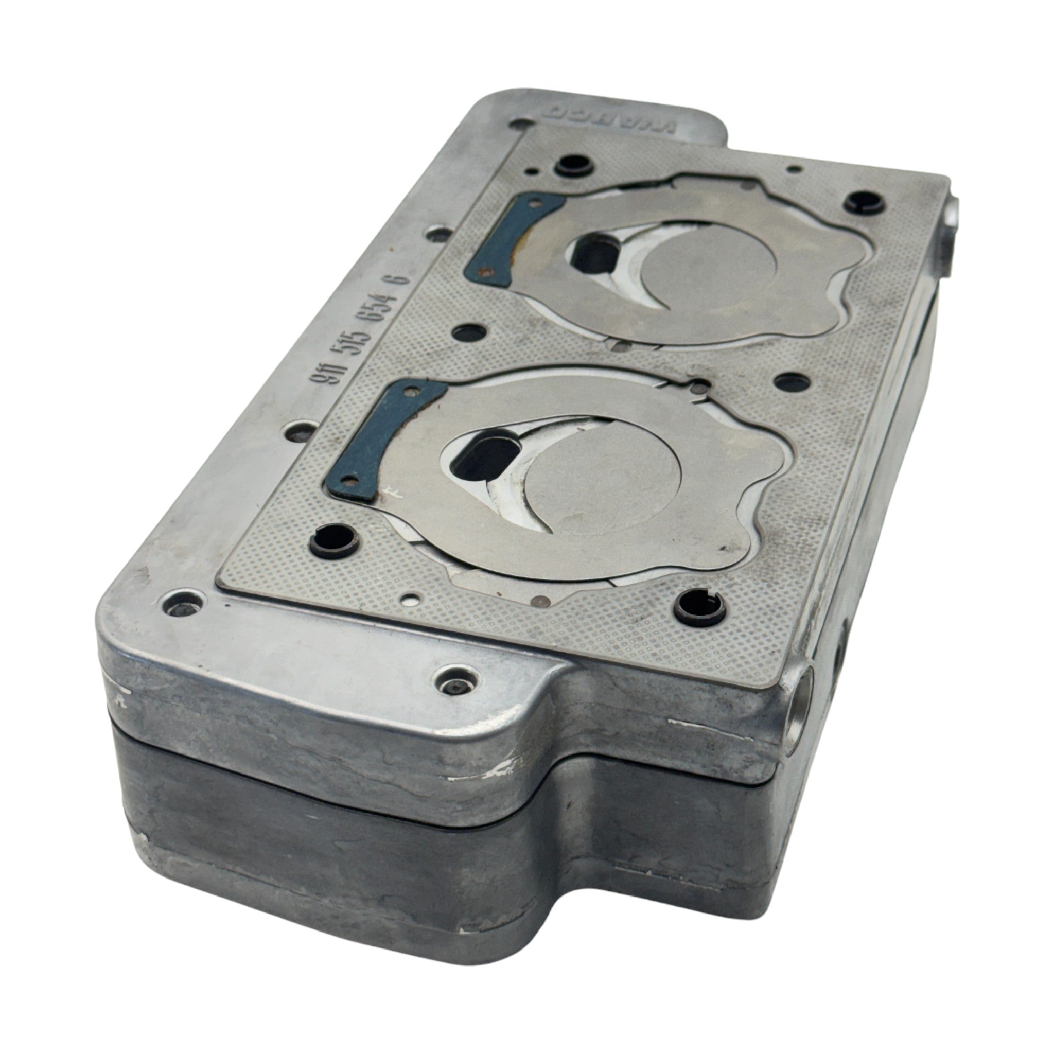 4024858 Genuine Cummins 2 Cylinder Head For Air Brake Compressor