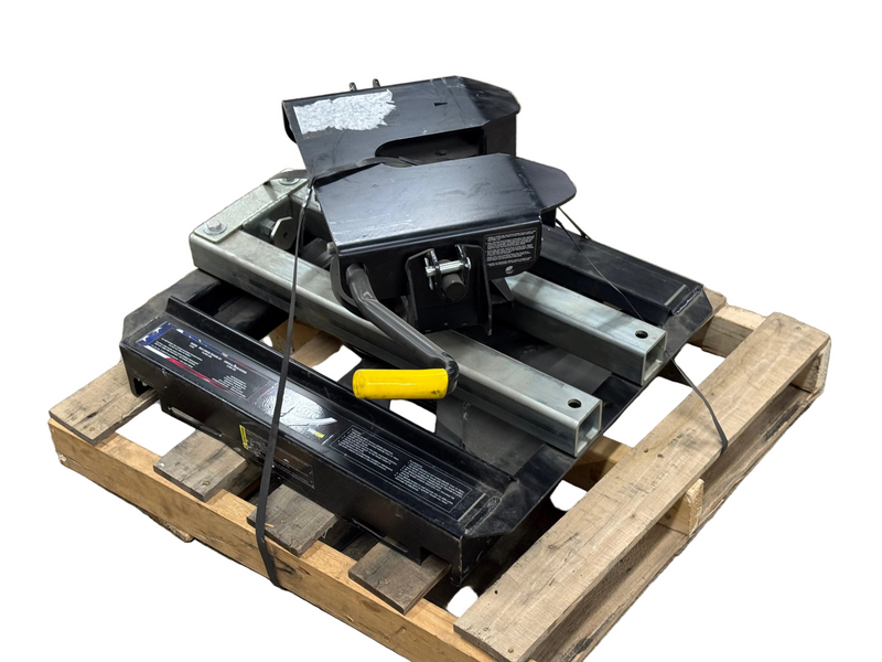 8,220,818 Pullrite 4100 Wheel Hitch