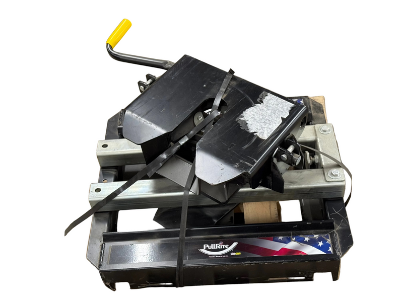 8,220,818 Pullrite 4100 Wheel Hitch
