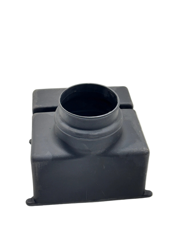 W0003048 Workhorse Plastic Duct - Front Air Intake