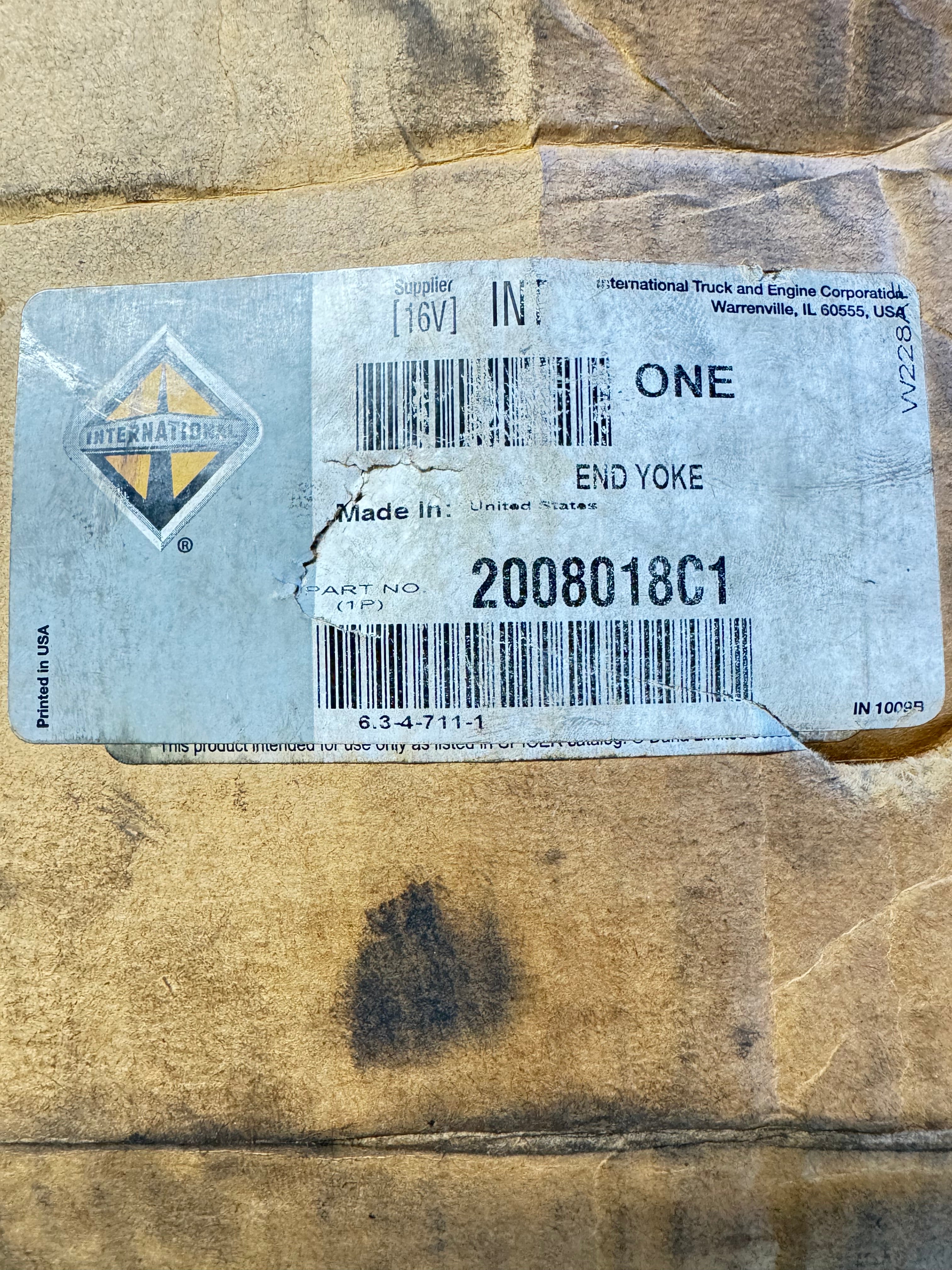 2008018C1 Genuine International End Yoke