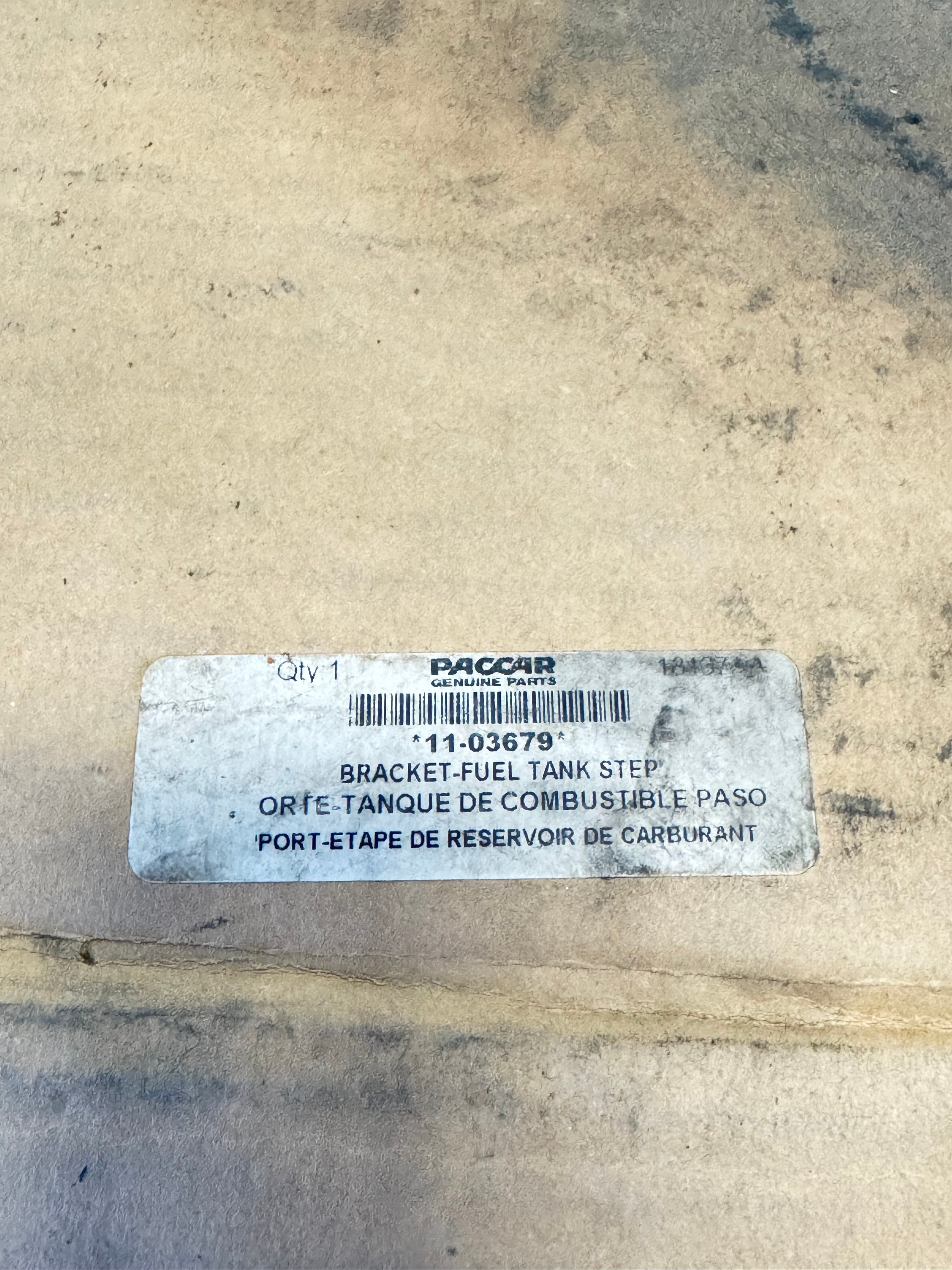11-03679 Genuine Paccar Fuel Tank Step