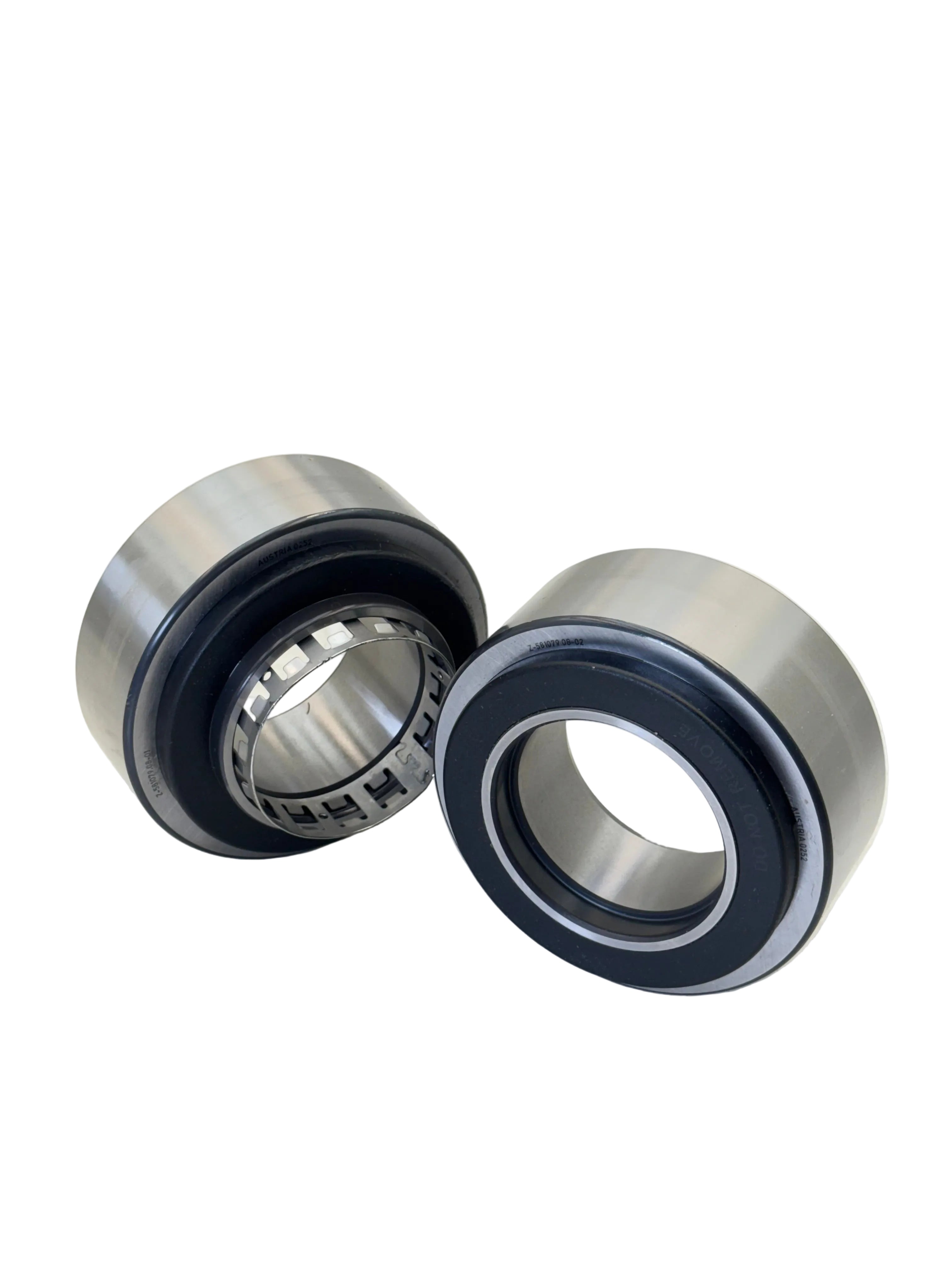 20967831 Genuine Mack Wheel Bearing