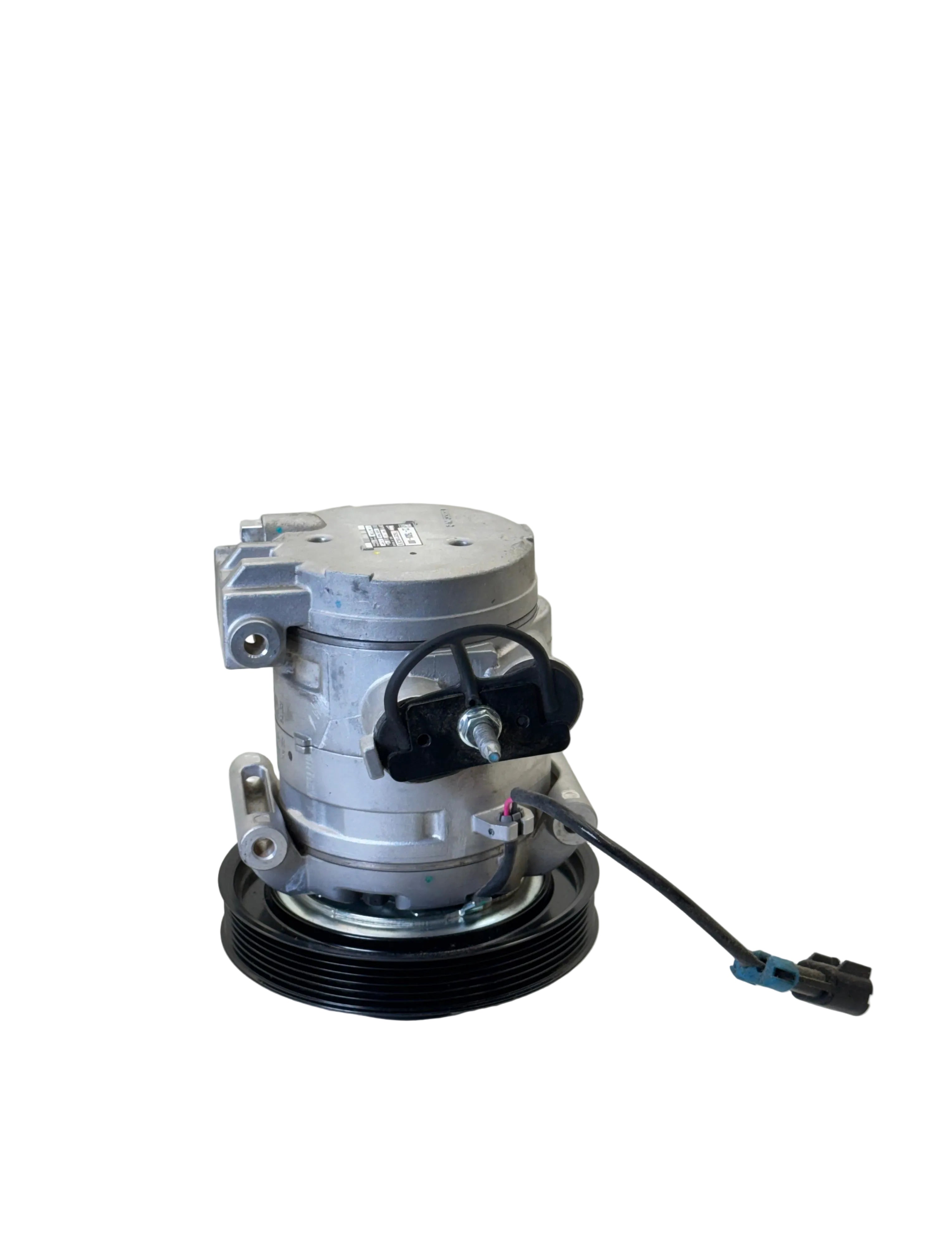 22-75836-000 Genuine Freightliner A/C Compressor
