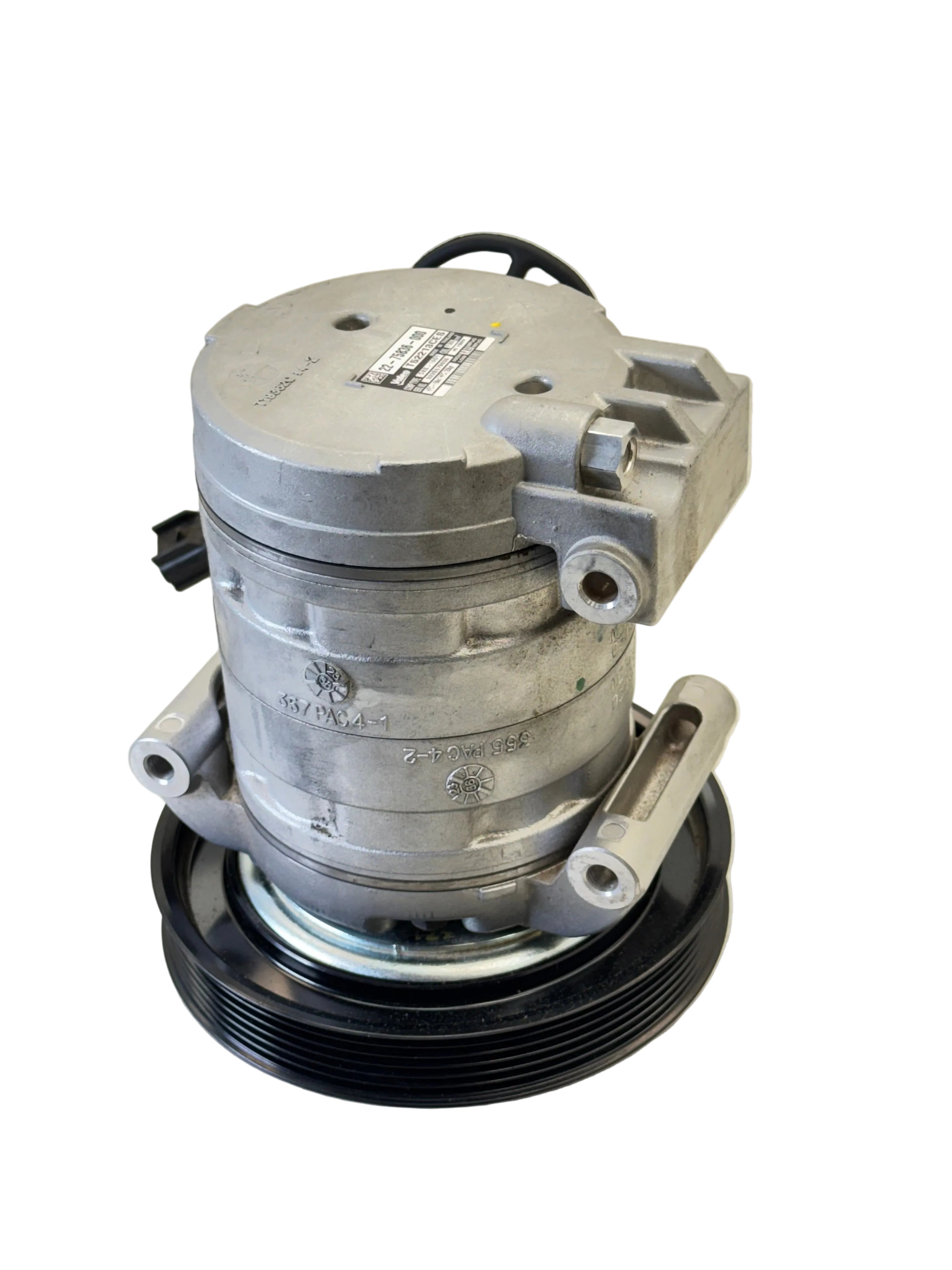 22-75836-000 Genuine Freightliner A/C Compressor