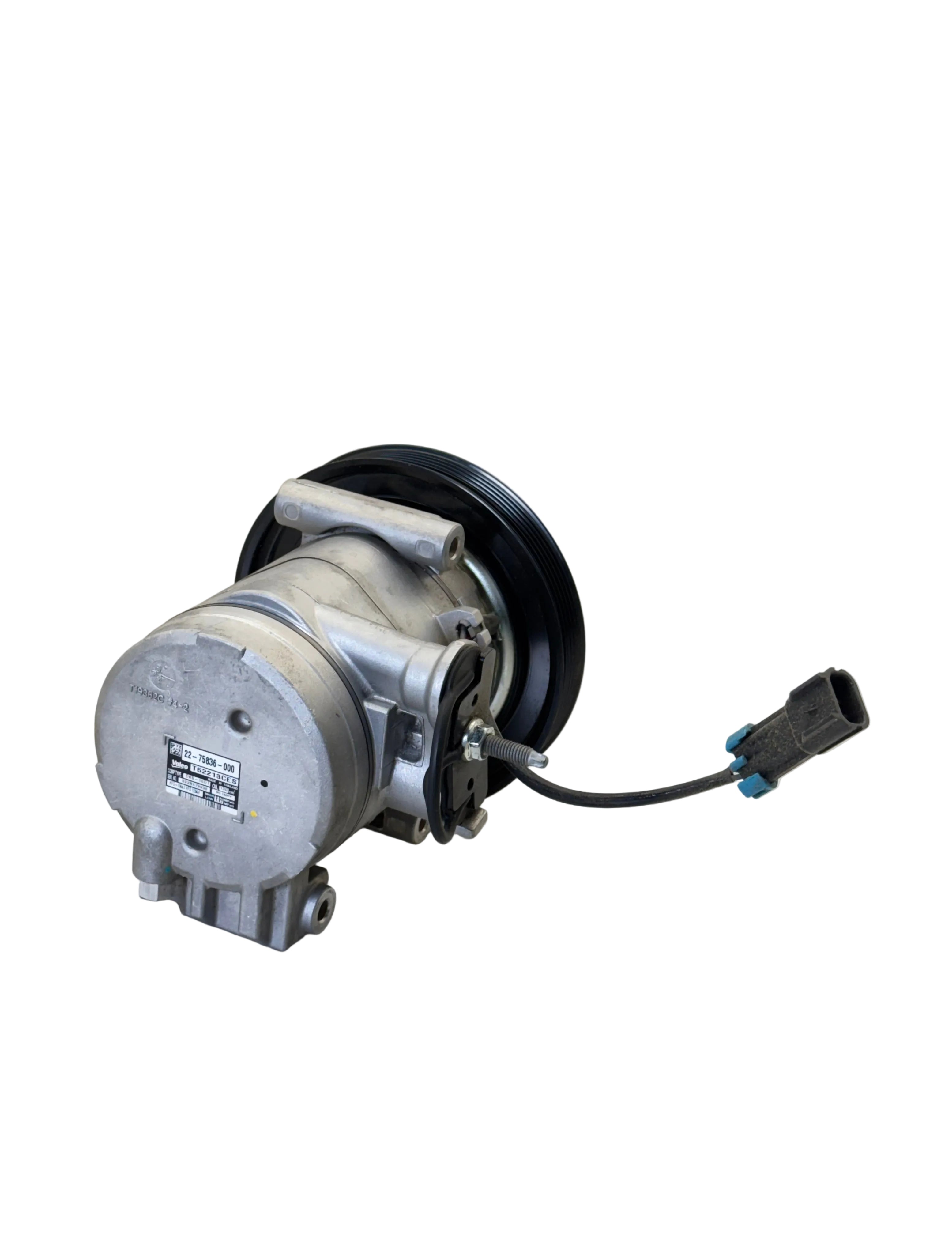 22-75836-000 Genuine Freightliner A/C Compressor