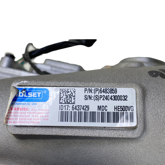 2114814PE Genuine Paccar Turbocharger - W/Actuator - Epa17