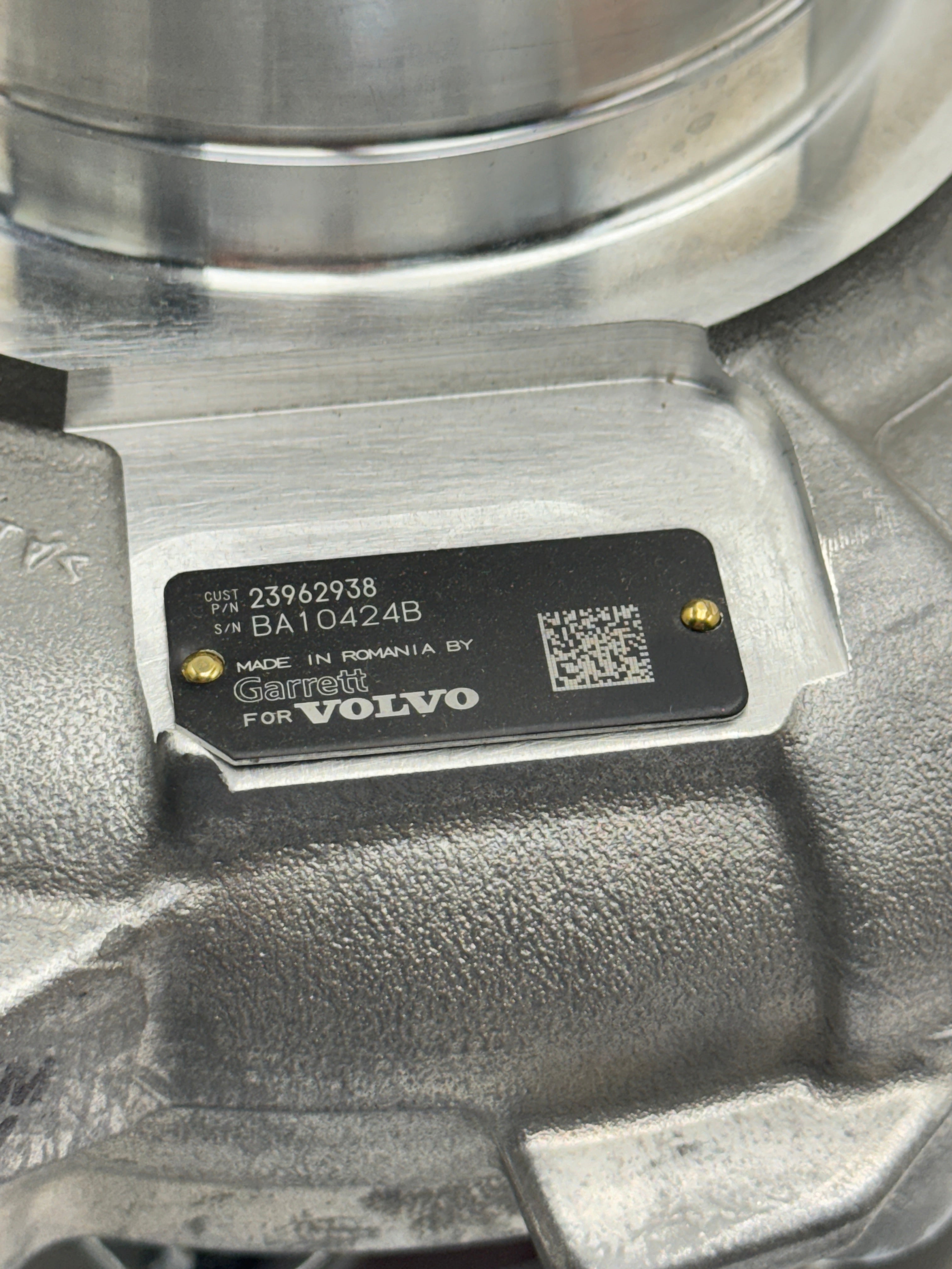 23962938 Genuine Volvo Turbocharger