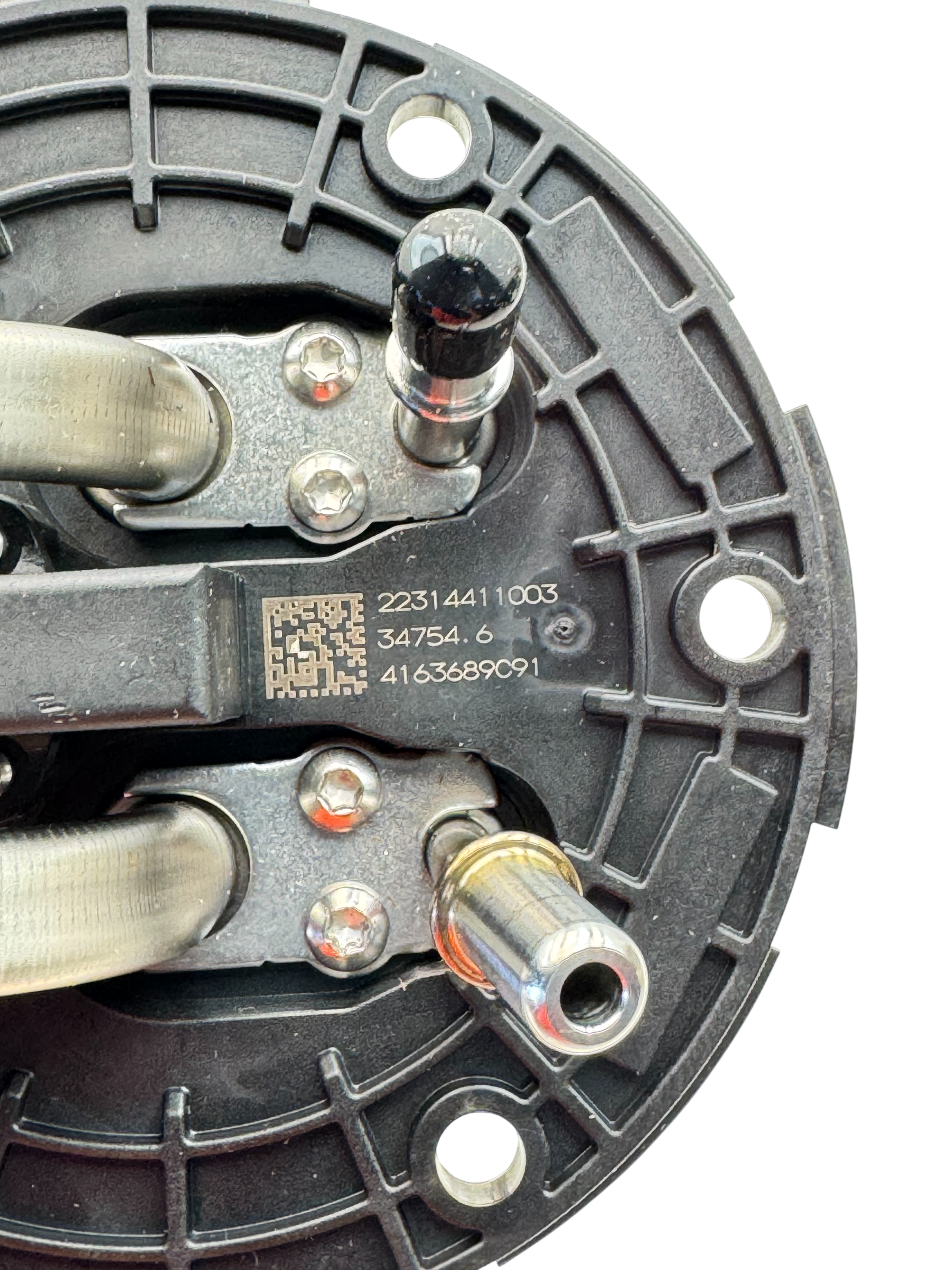 2515990C3 Genuine International Def Quality Sensor For Navistar 11