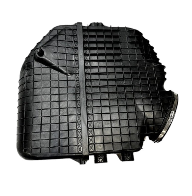 03-36867-002 Genuine Freightliner Air Cleaner - 8X25 Power Core, Engine Mounted